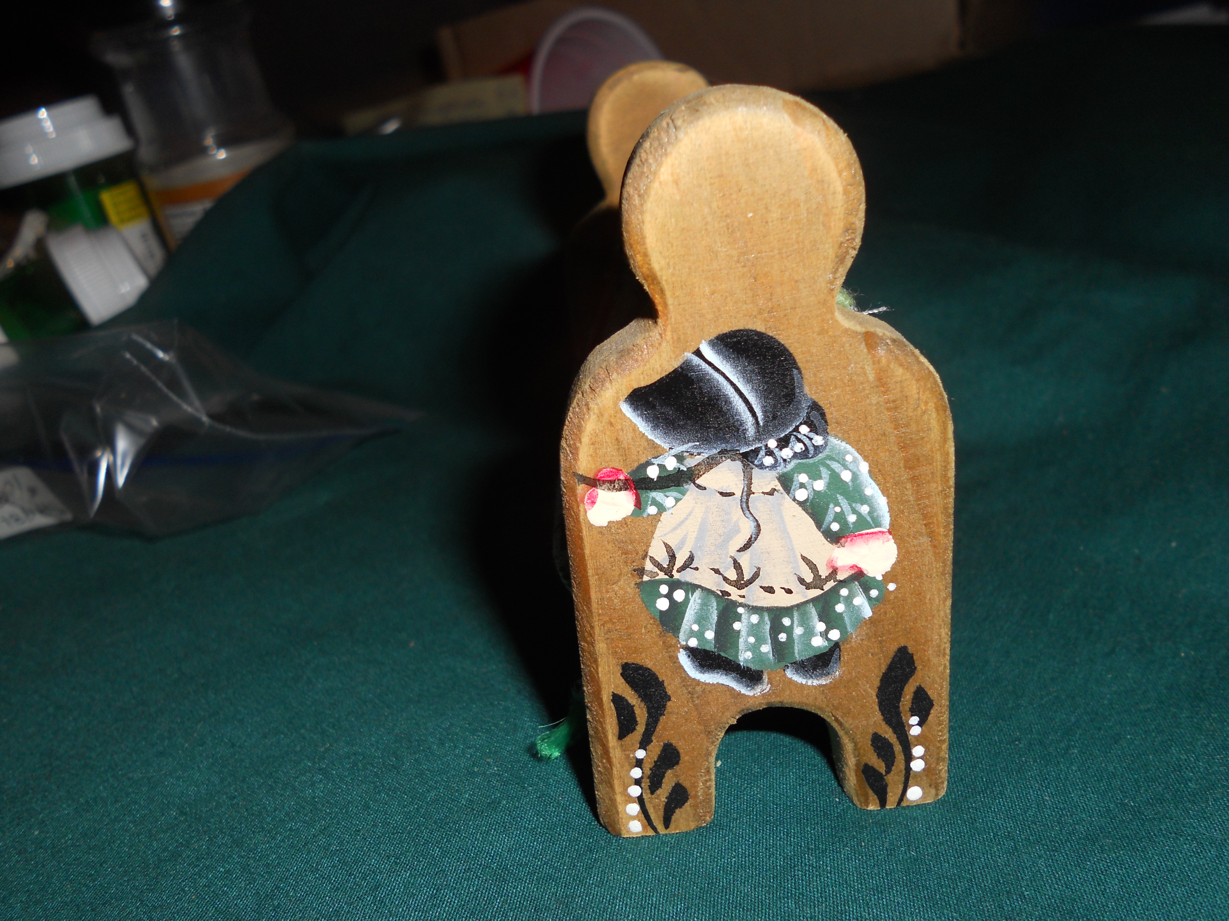 Dollhouse Quilt Rack and Quilt Wood Cloth