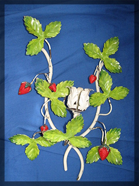 Metal  Strawberry Candle Wall Candle Holders