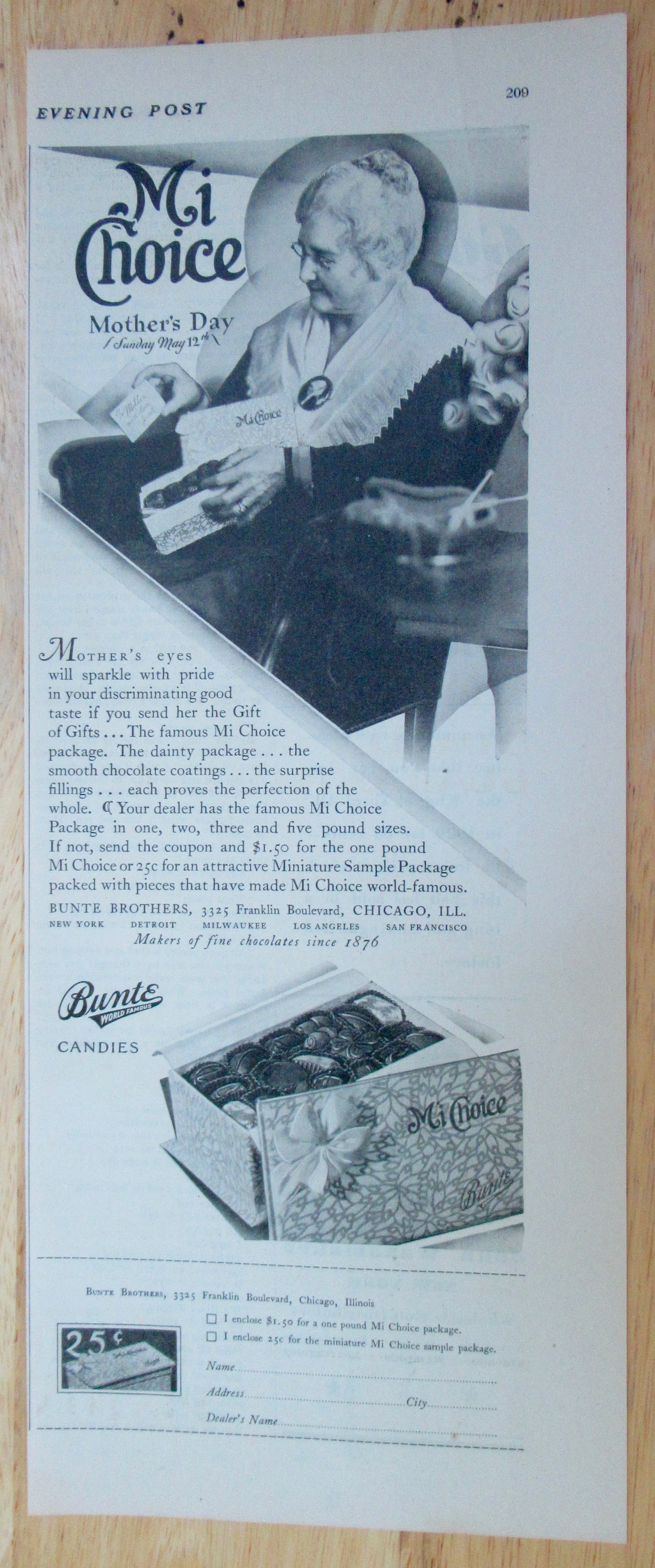 1929 Mi Choice Bunte Chocolate Candies with a Mother