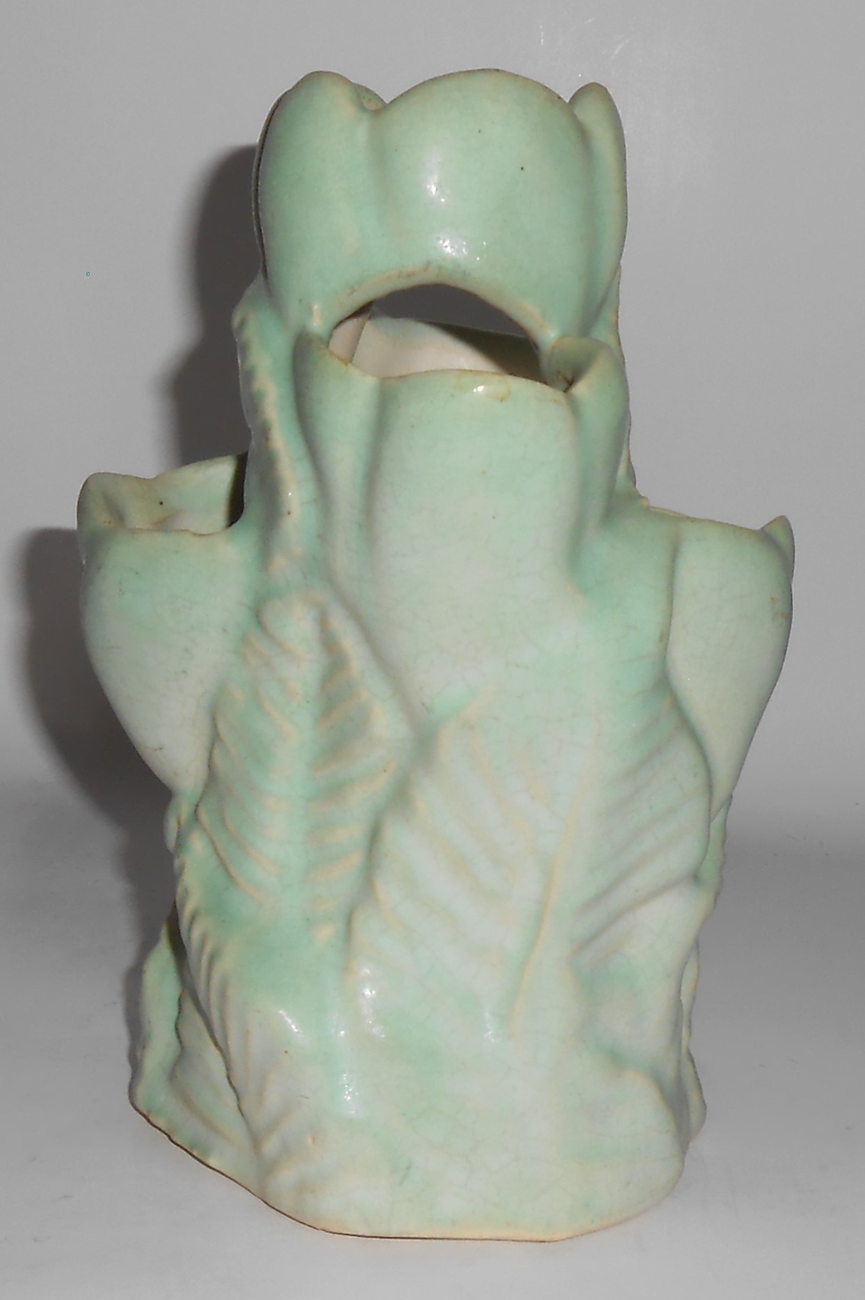 Niloak Art Pottery Green/White Strawberry Jar