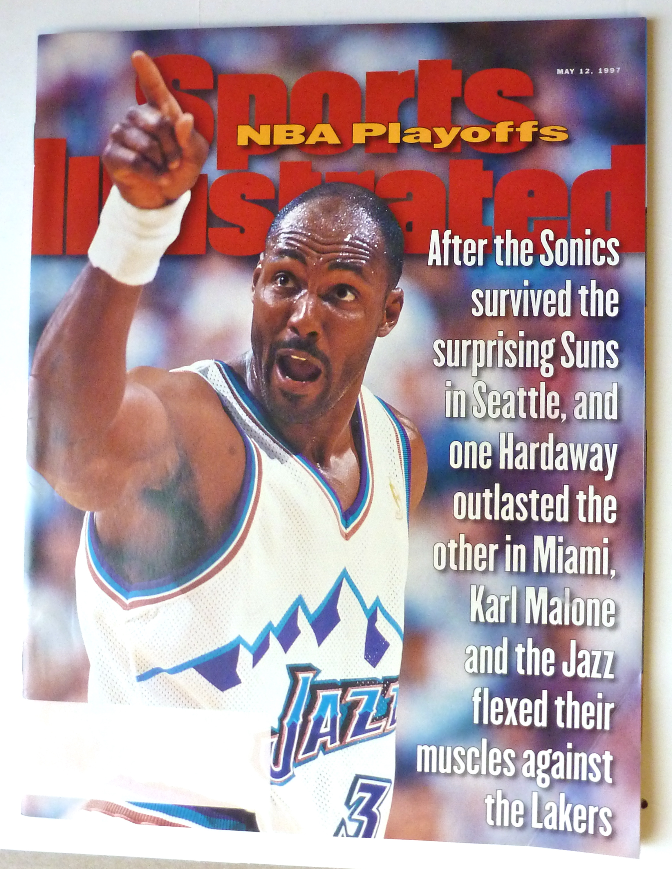Sports Illustrated Magazine -May 12, 1997- Karl Malone