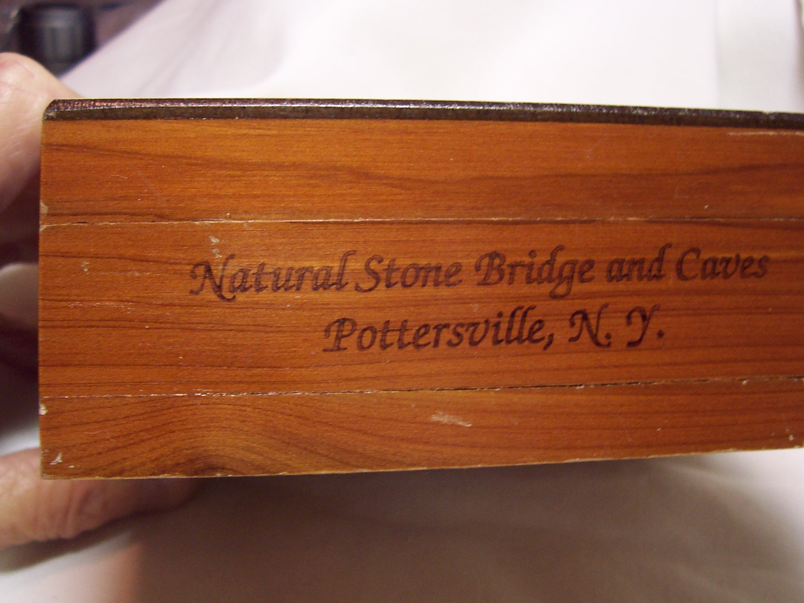 Souvenir Natural Stone Bridge and Caves Box