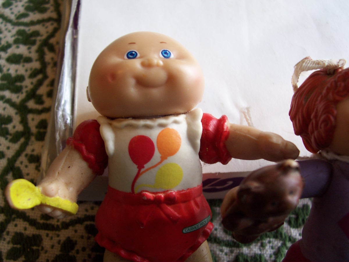 Cabbage Patch Figurine set of two 1984