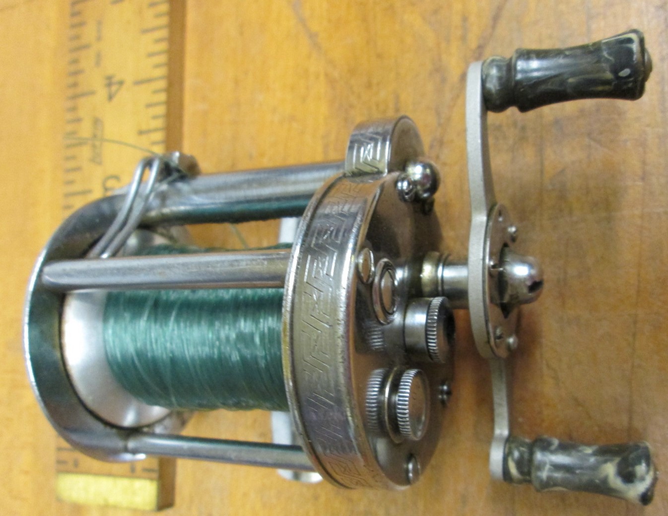 Pflueger Akron Level Wind Fishing Reel 1893L