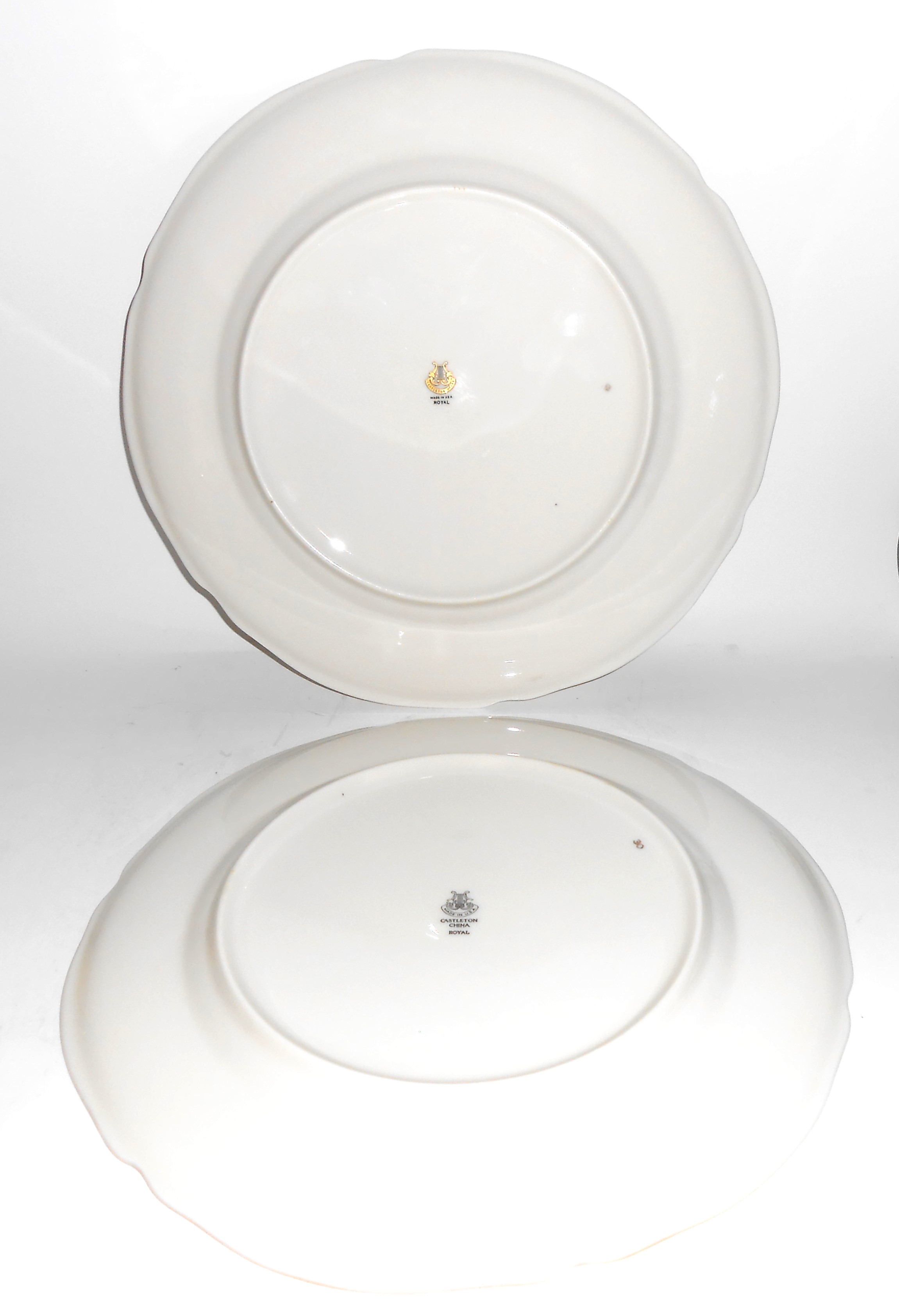 Castleton Fine China Gold ROYAL Dinner Plate