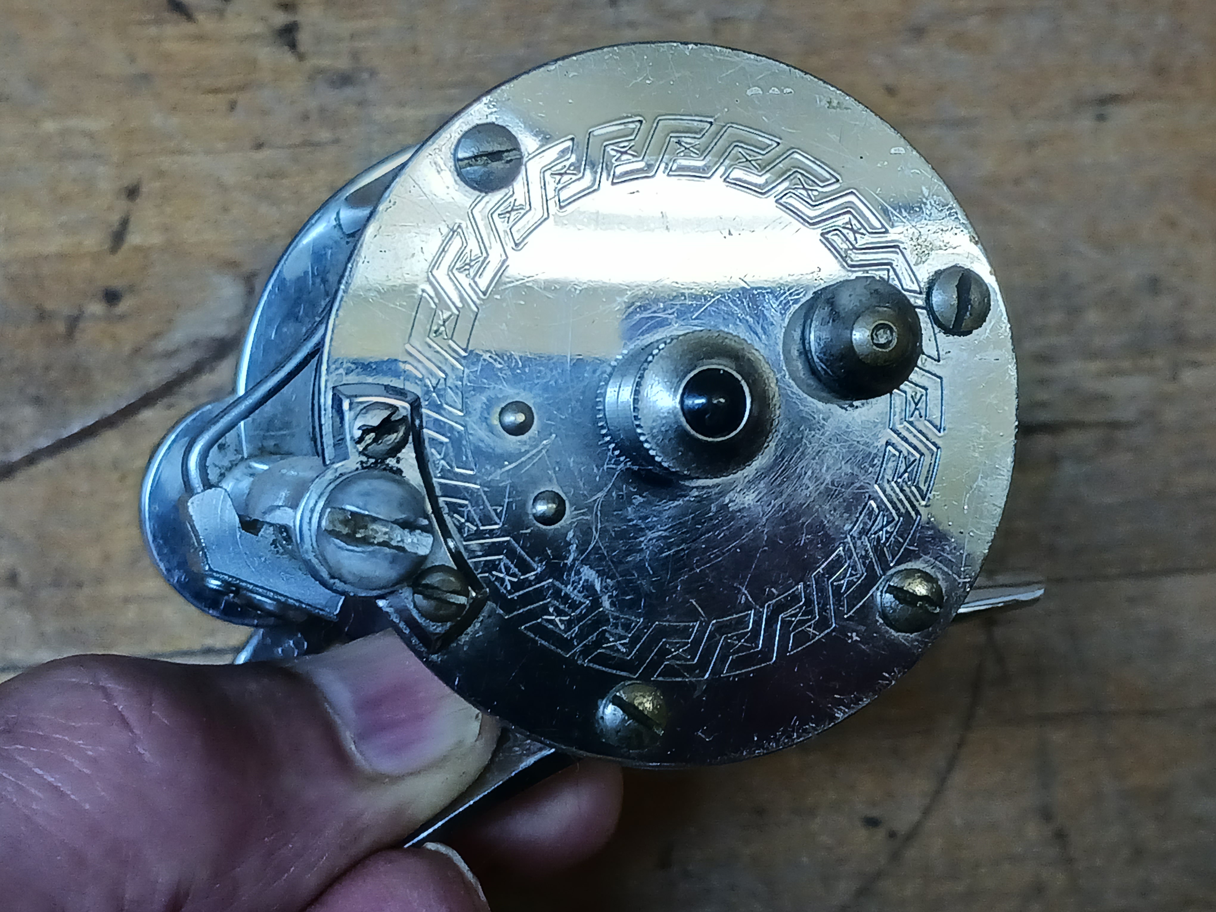 Pflueger Akron Level Wind Fishing Reel 1893L
