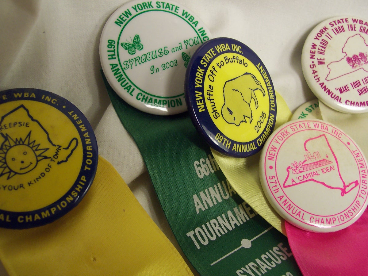 Pin Backs, Woman's Bowling ASSN.N.Y. 22 pc.