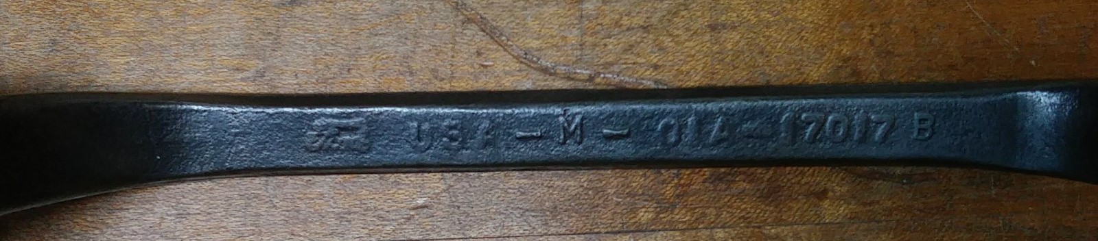 Ford 10 inch Combination Box Wrench M 01A-17017B