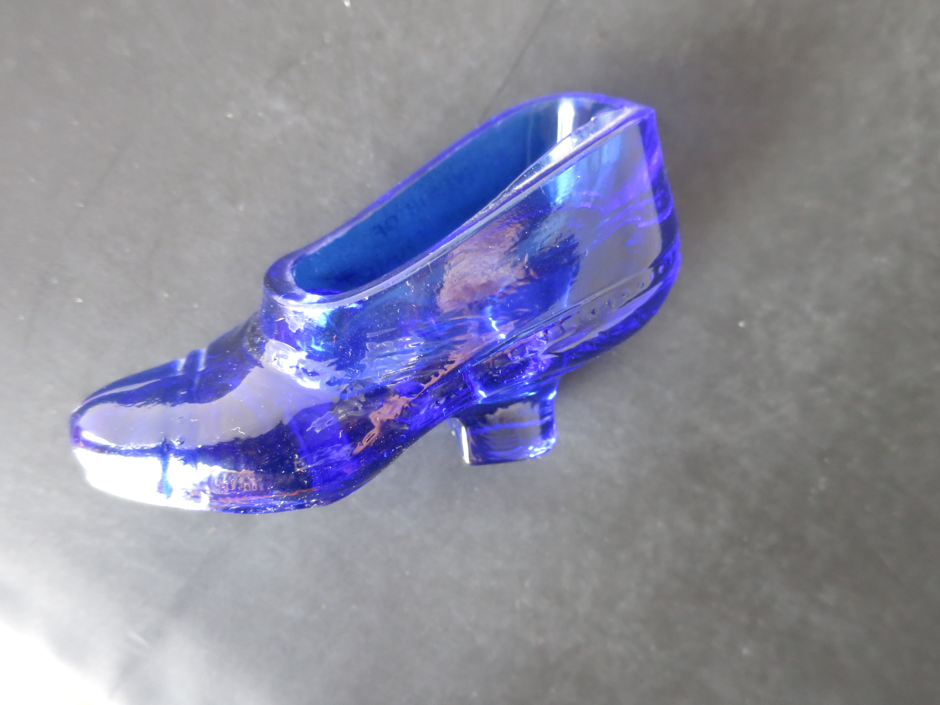 Souvenir of Mohawk Trail Cobalt Blue Glass Shoe