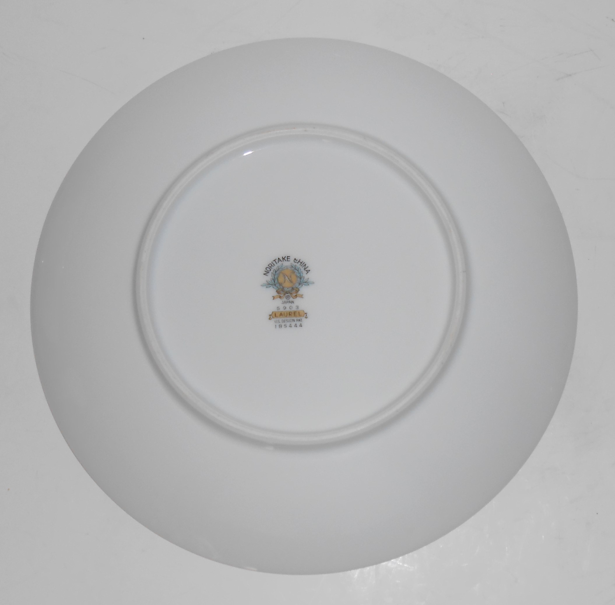Noritake China Porcelain Laurel w/Gold 5903 Salad Plate