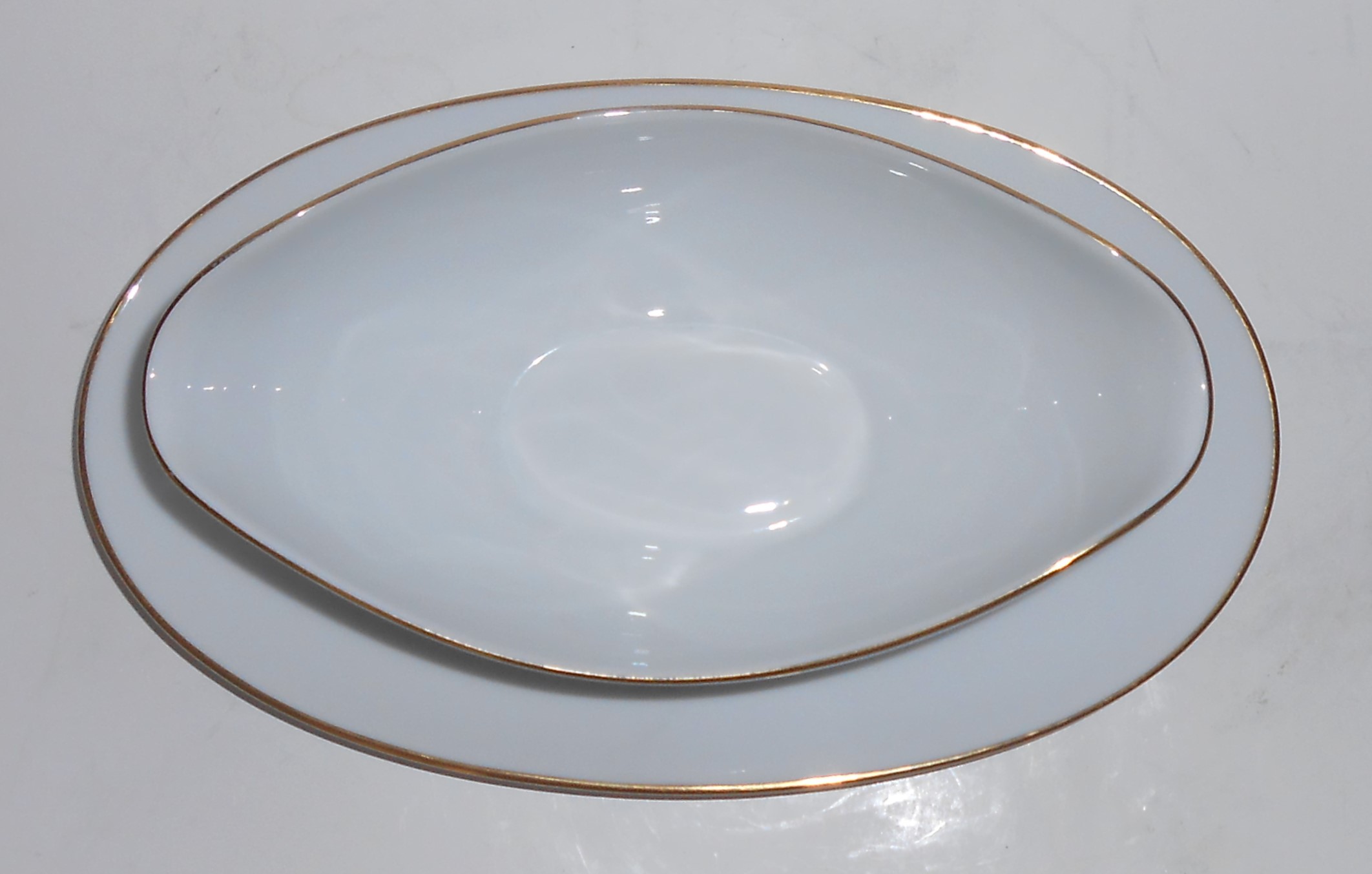 Noritake China Porcelain 6238 Roseville Gravy Bowl w/Go