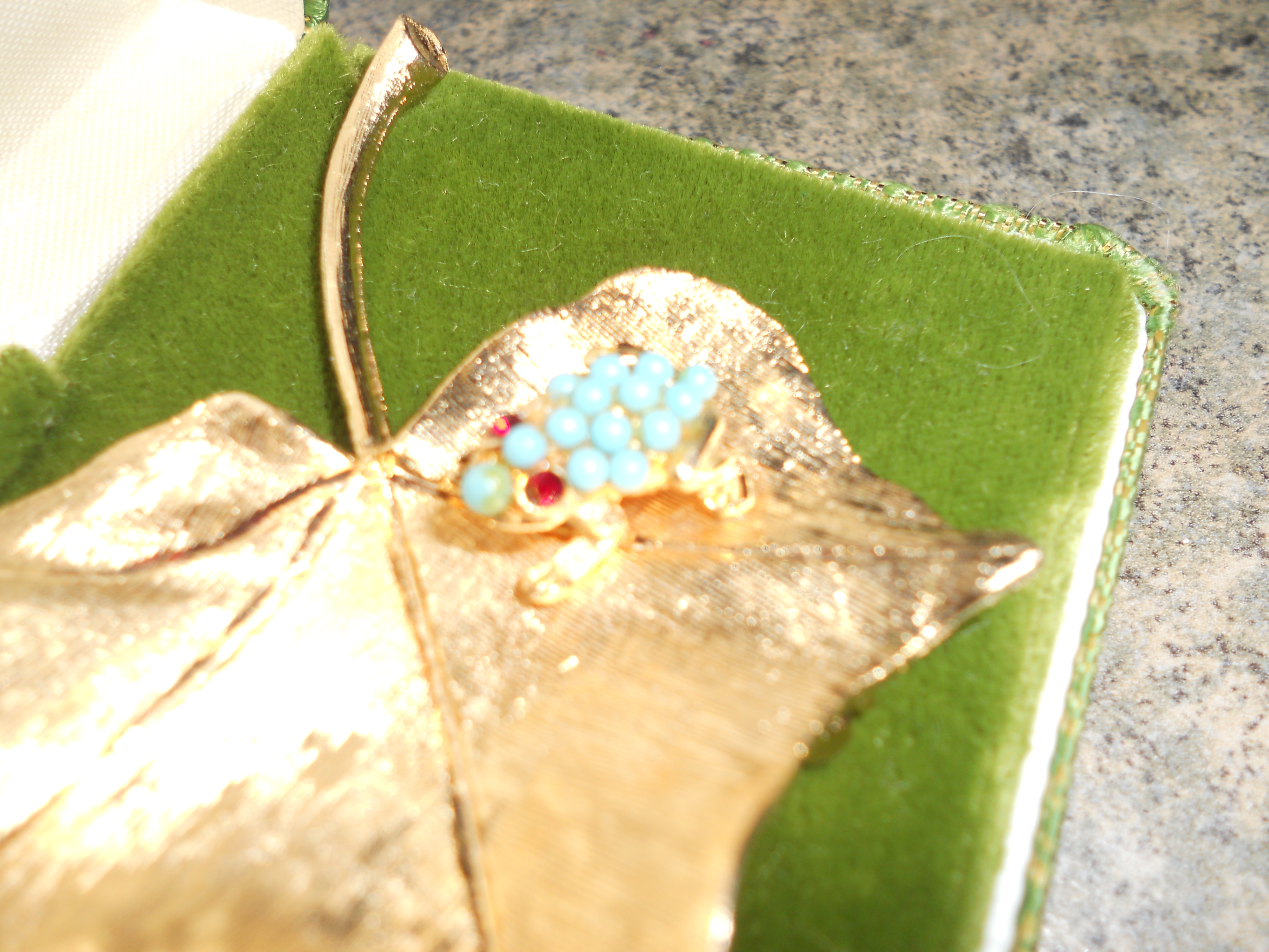 C'ledo Maple Leaf Frog Pin 1962 artist signed