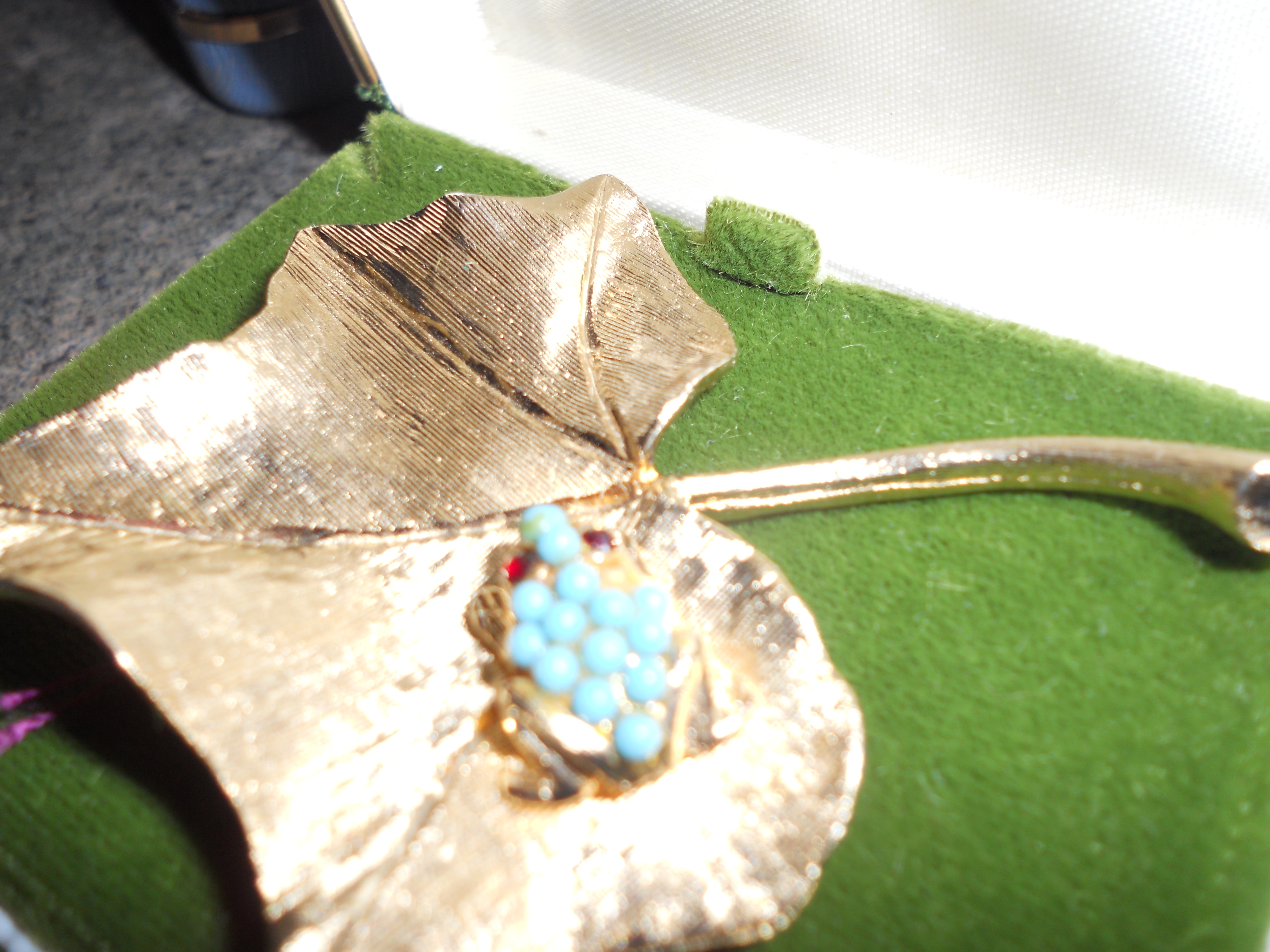 C'ledo Maple Leaf Frog Pin 1962 artist signed