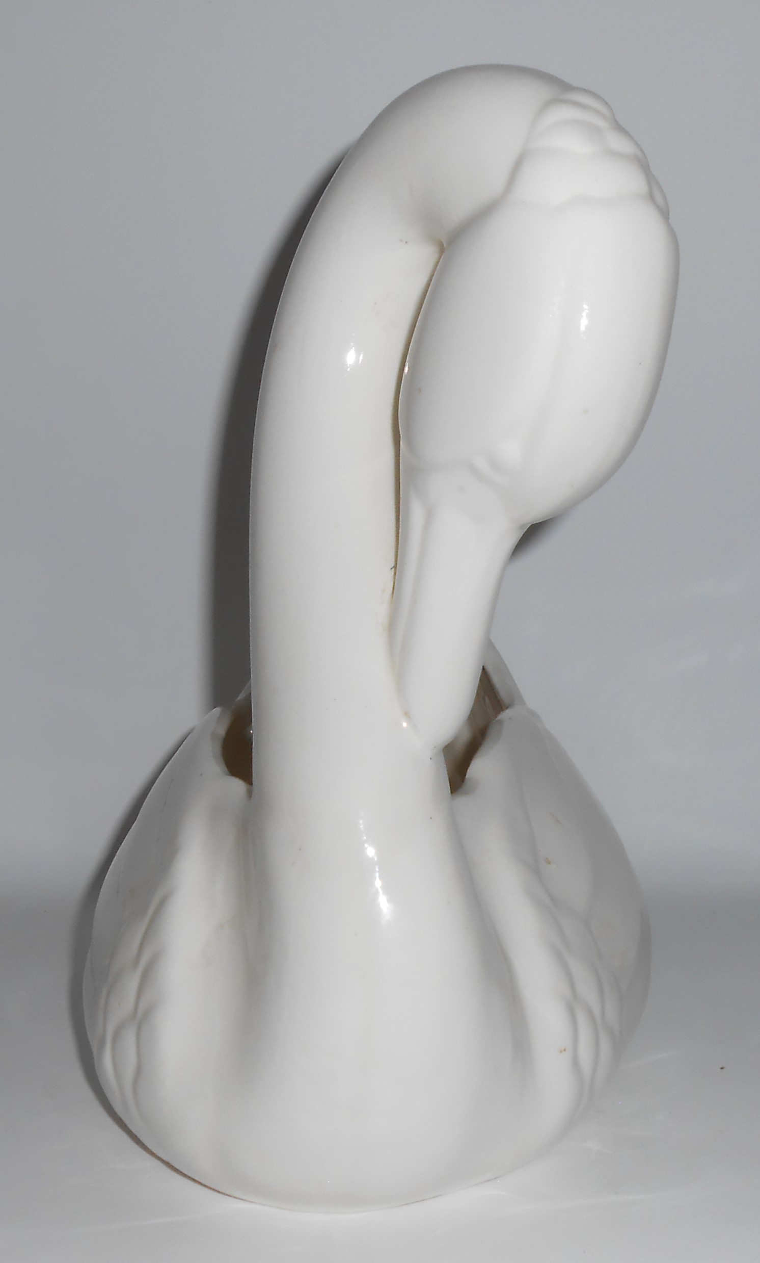 Pacific Pottery Large Gloss White Swan Planter Mint