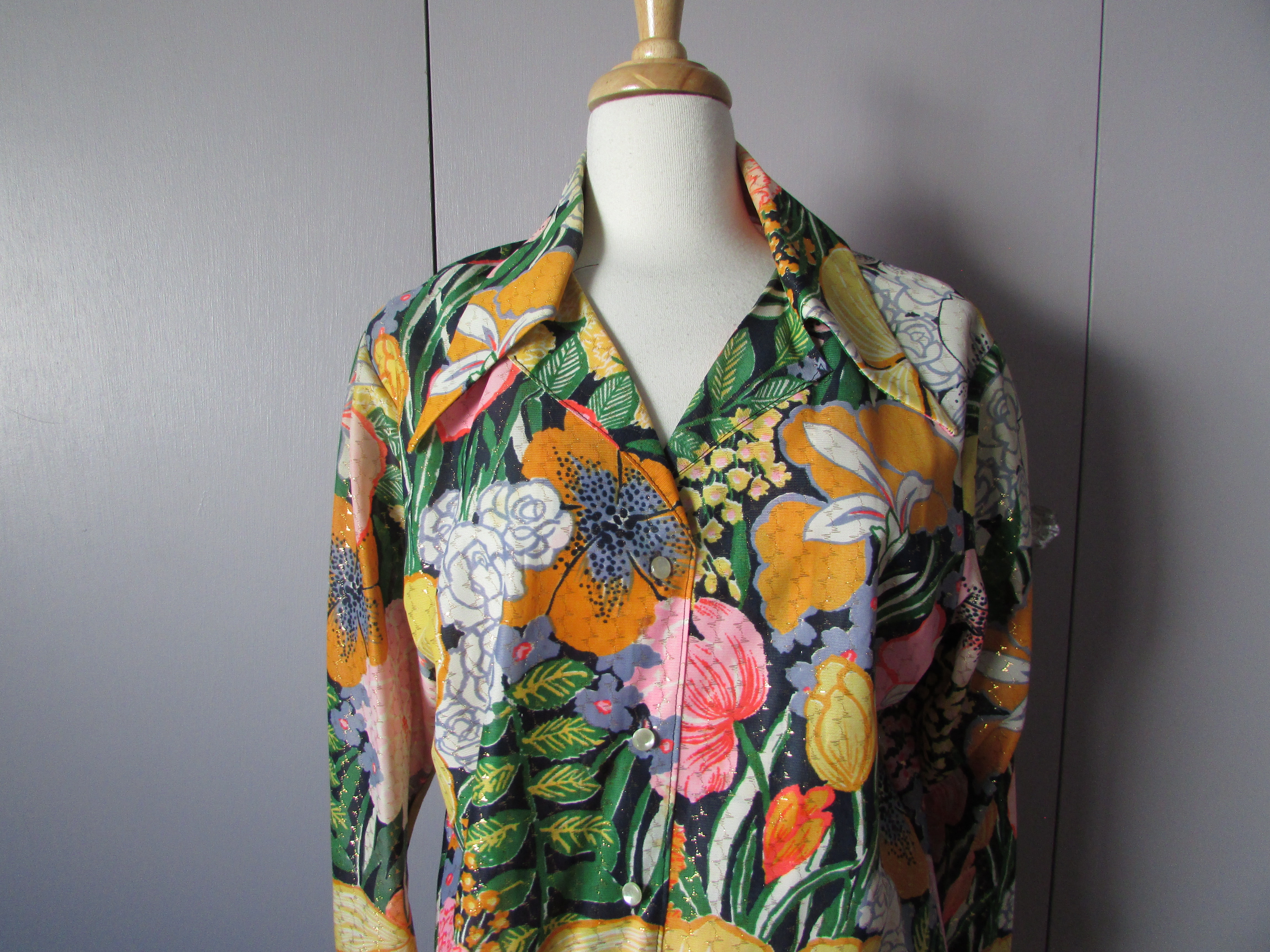 Flowered Polyester 1970s Shirt