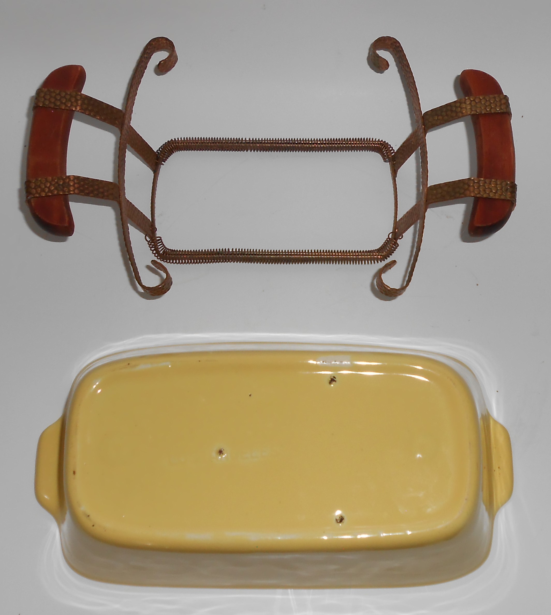 VINTAGE Bauer Pottery Gloss Pastel Kitchenware Yellow L