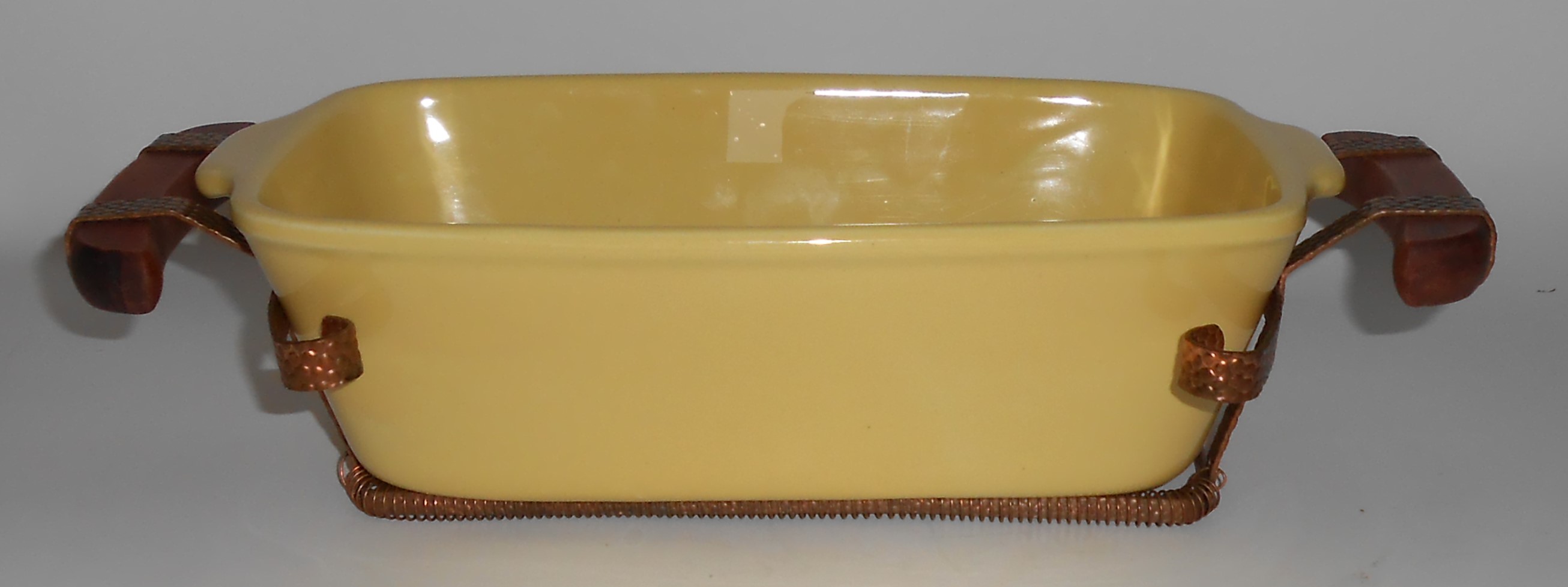 VINTAGE Bauer Pottery Gloss Pastel Kitchenware Yellow L