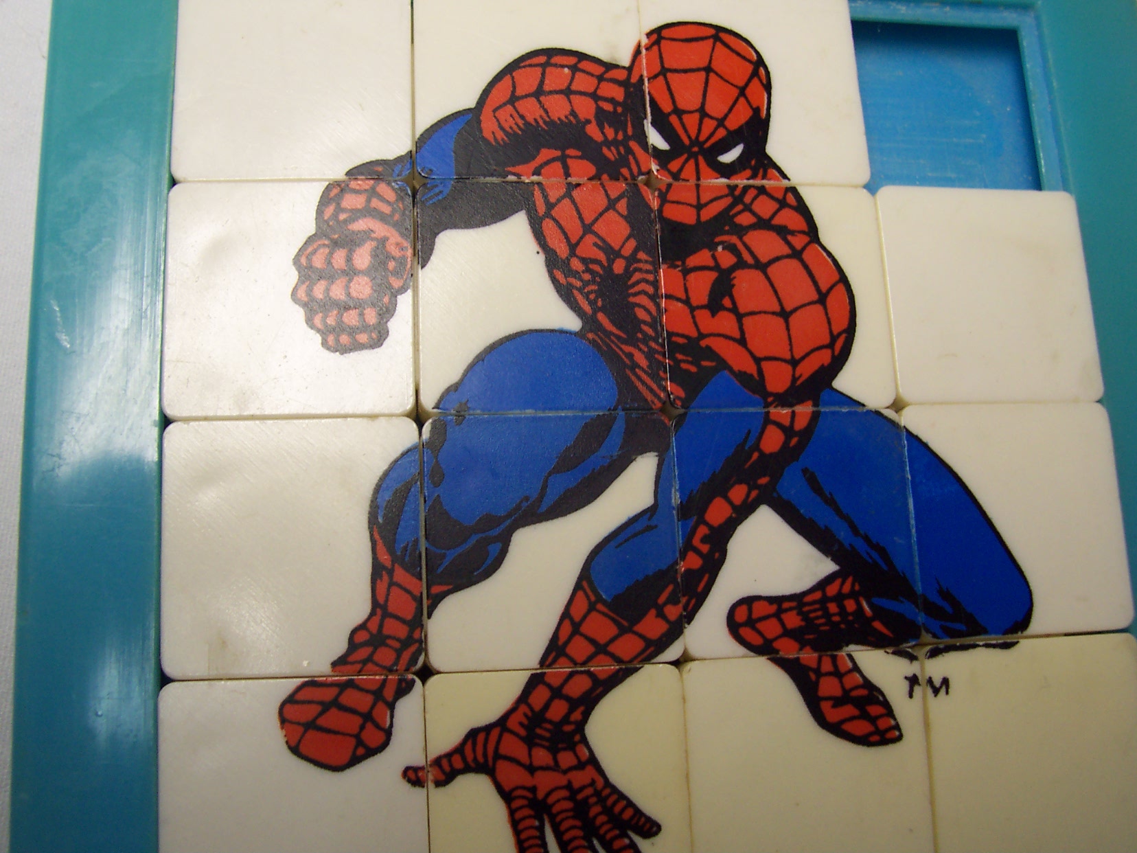 Spiderman Marvel 1978 Plastic Slide Puzzle