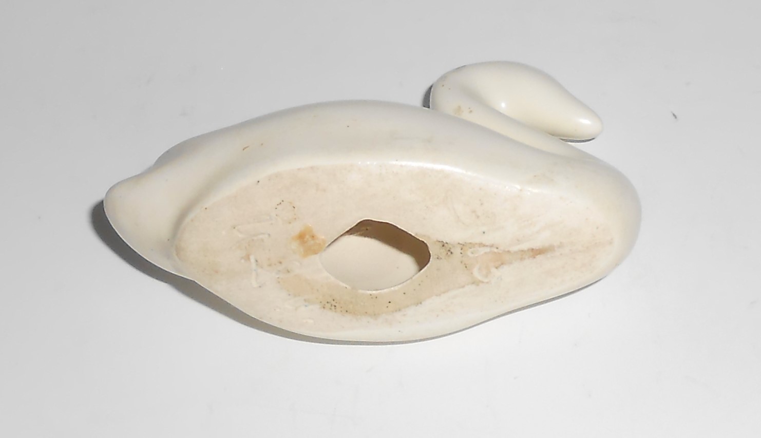 Caliente Pottery Satin White Swan / Goose Figurine
