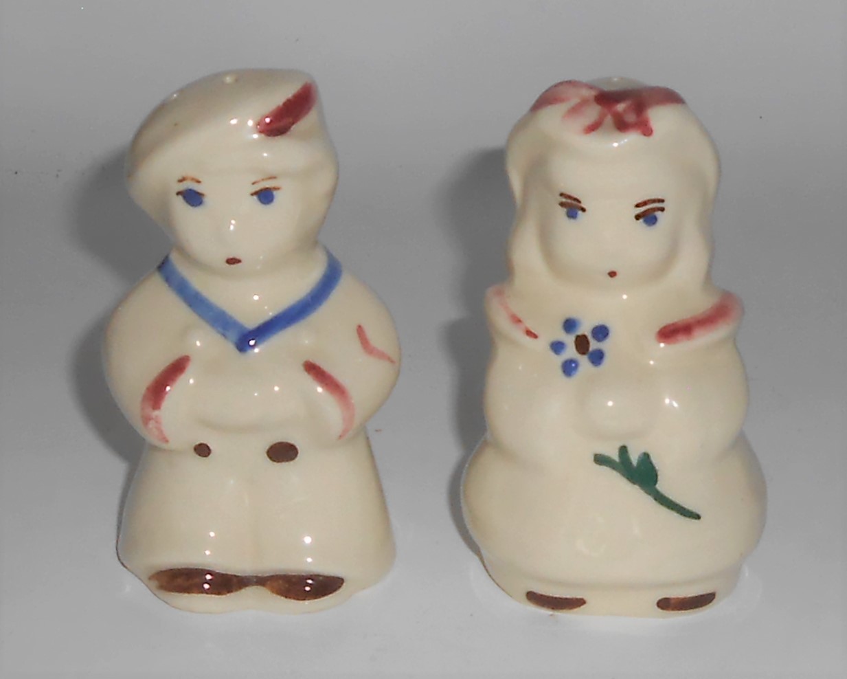Shawnee Pottery Dutch Boy & Girl Salt & Pepper Shaker S