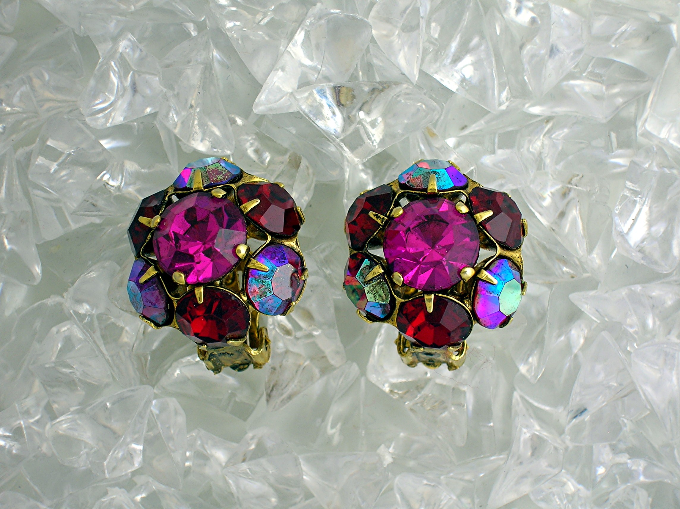 WEISS Earrings Bubble Gum Pink & Cranberry Borealis