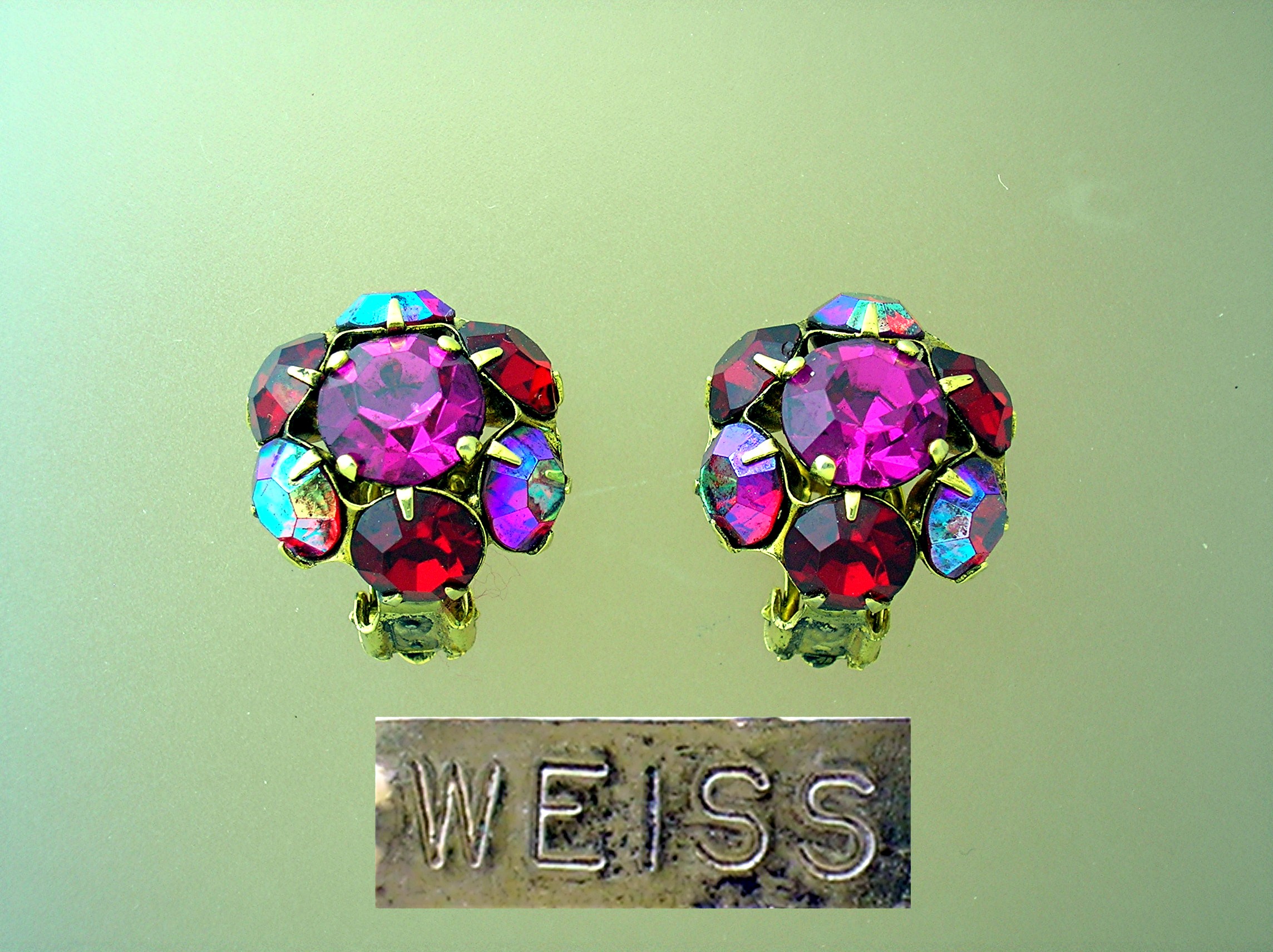 WEISS Earrings Bubble Gum Pink & Cranberry Borealis