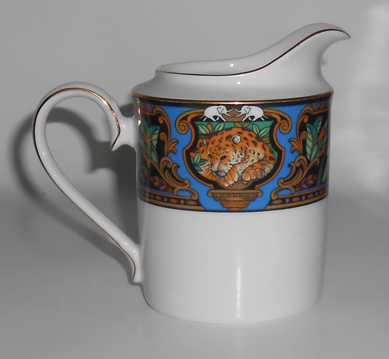 Noritake China Porcelain Paradise Tribute /Gold Creamer