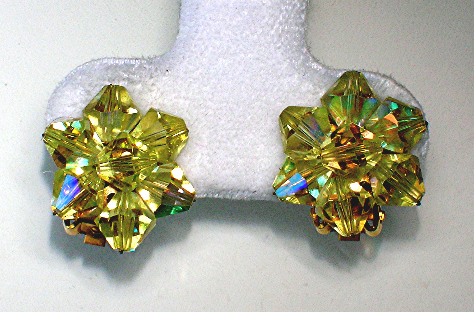 Clip Earrings canary yellow  Crystal Borealis