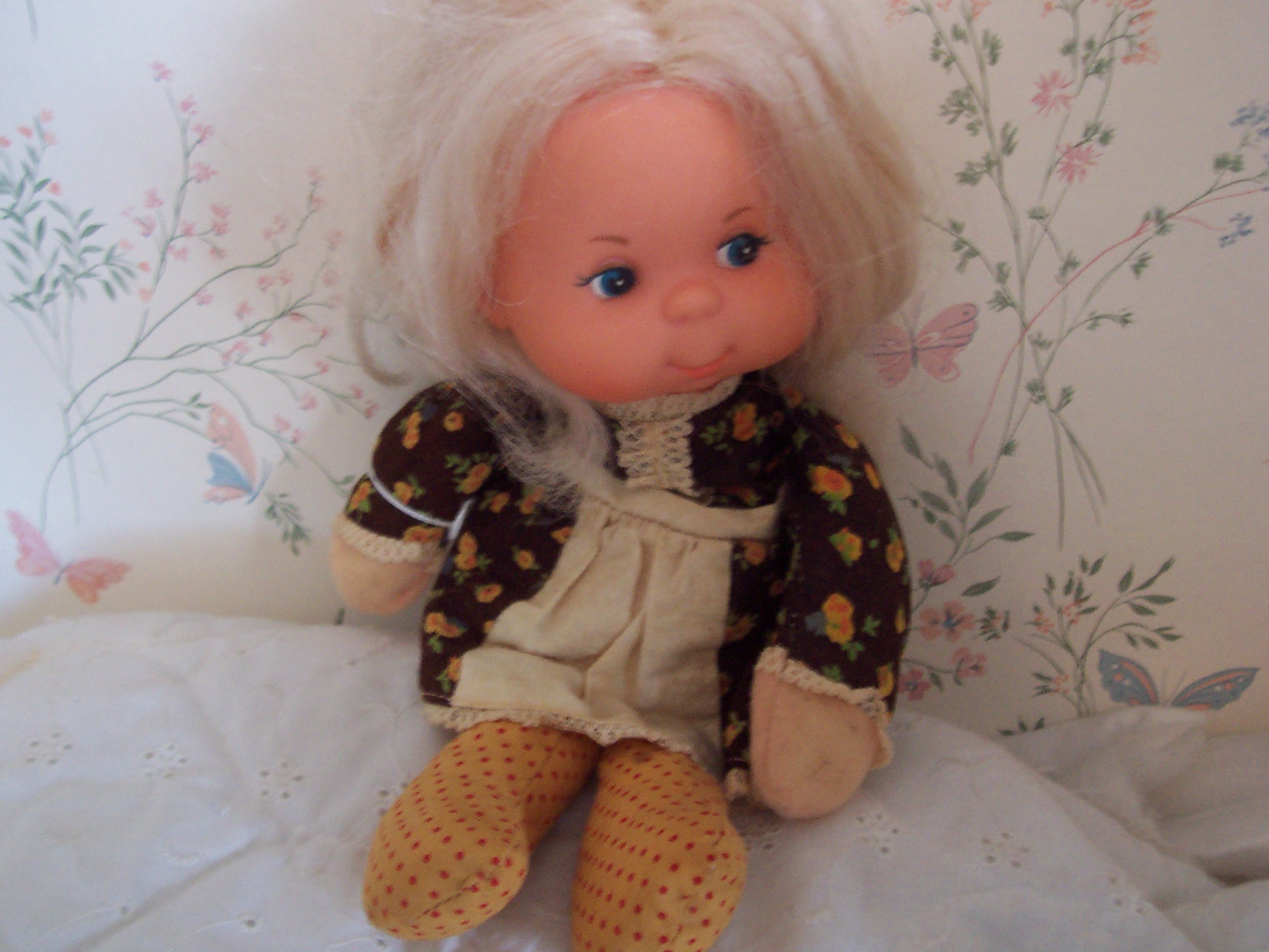 Baby Beans Mamma Doll Mattel 10 inch