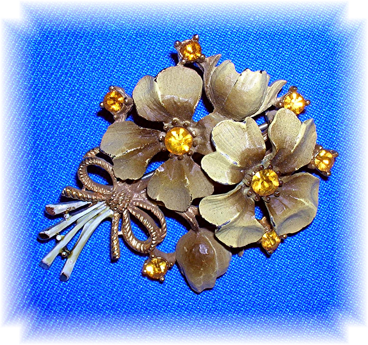 Rhinestone Enamel Gold  Flowers Brooch/Pin