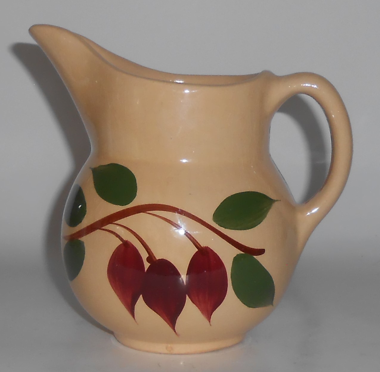Vintage Watt Pottery American Red Bud Tear Drop #15 Pit