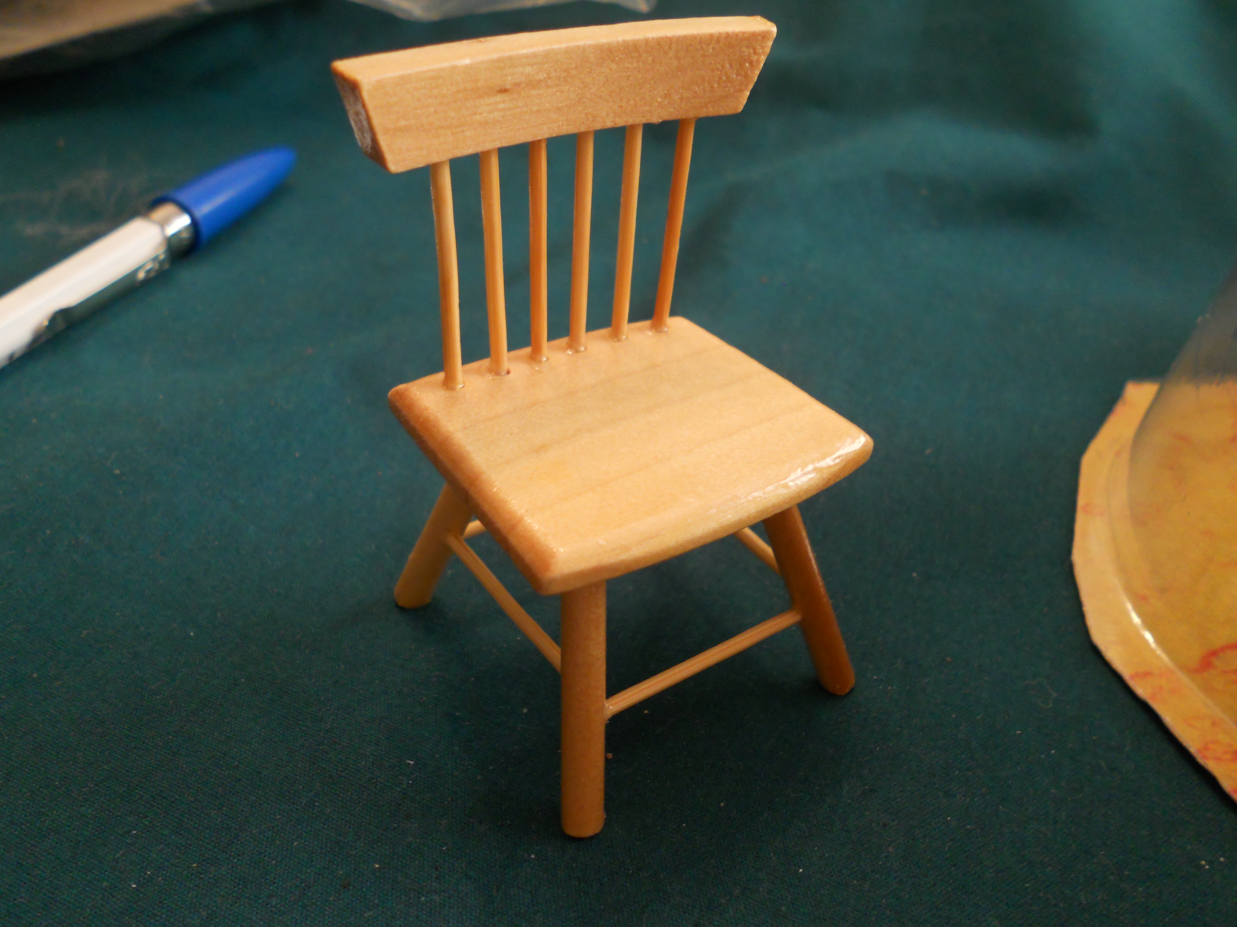 Dollhouse Table and Chairs Wood  5 pc set