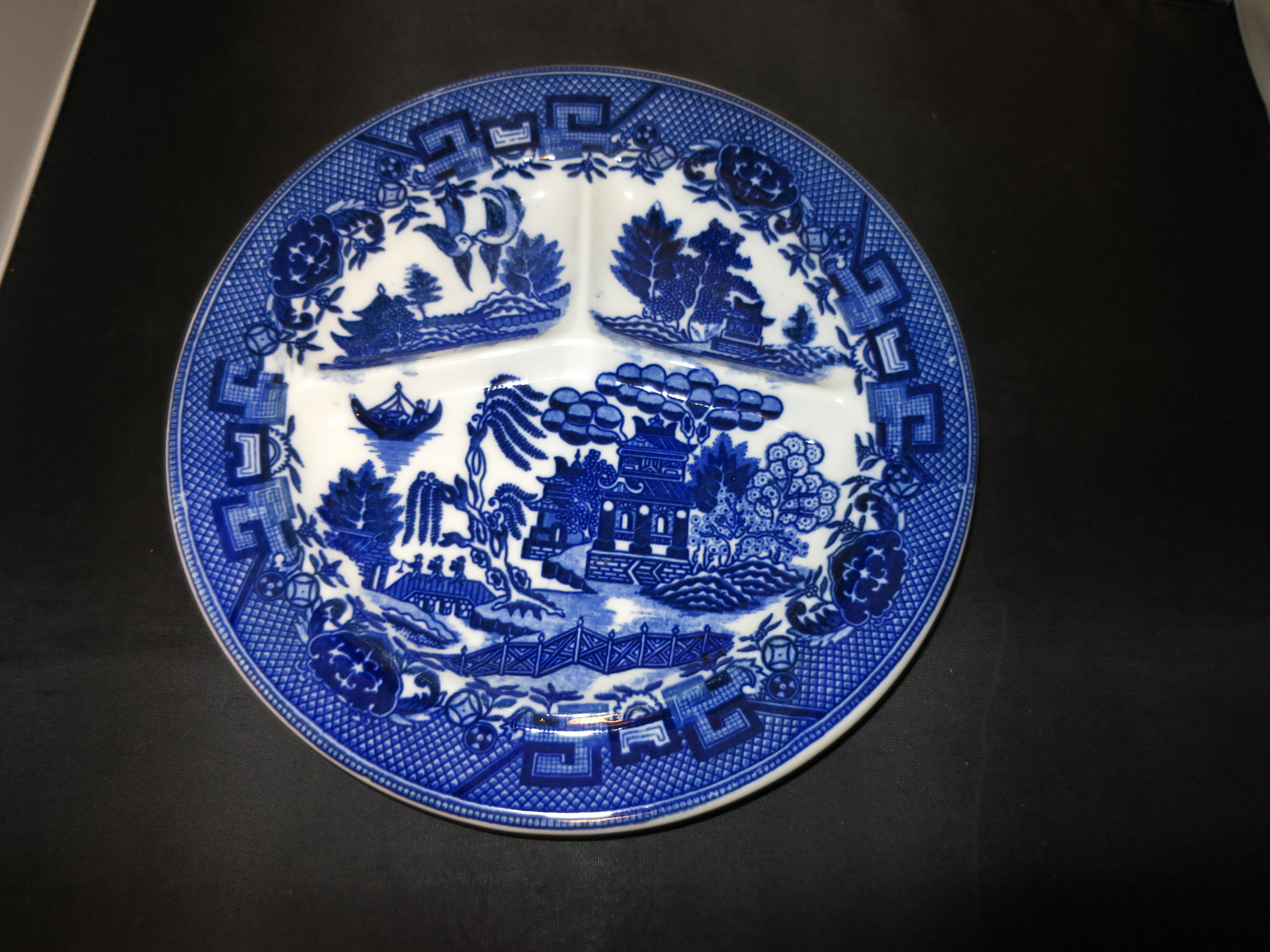 Moriyama Blue Willow Divided Grill Plate Made in Japan