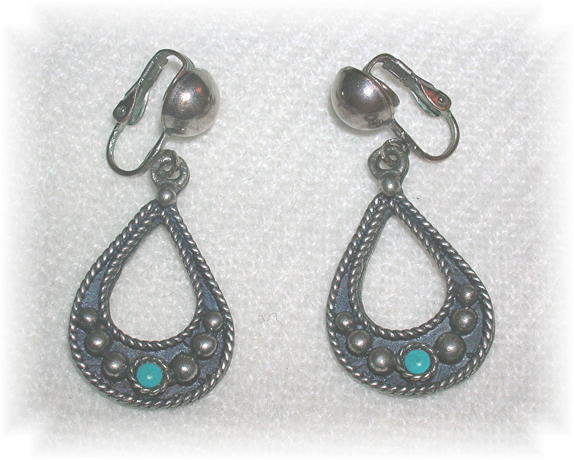 Signed Sancrest Clip On Earrings