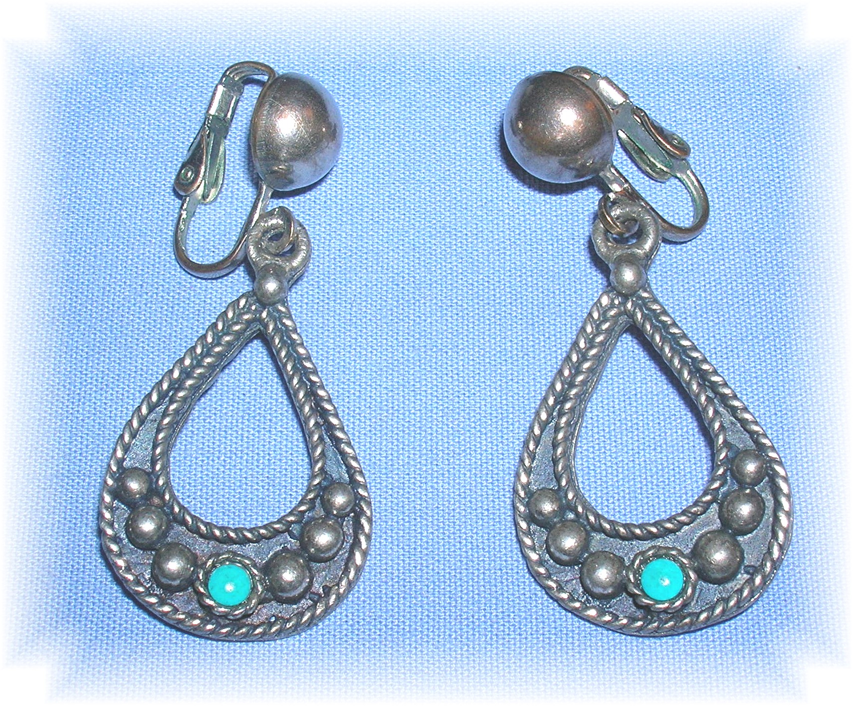 Signed Sancrest Clip On Earrings