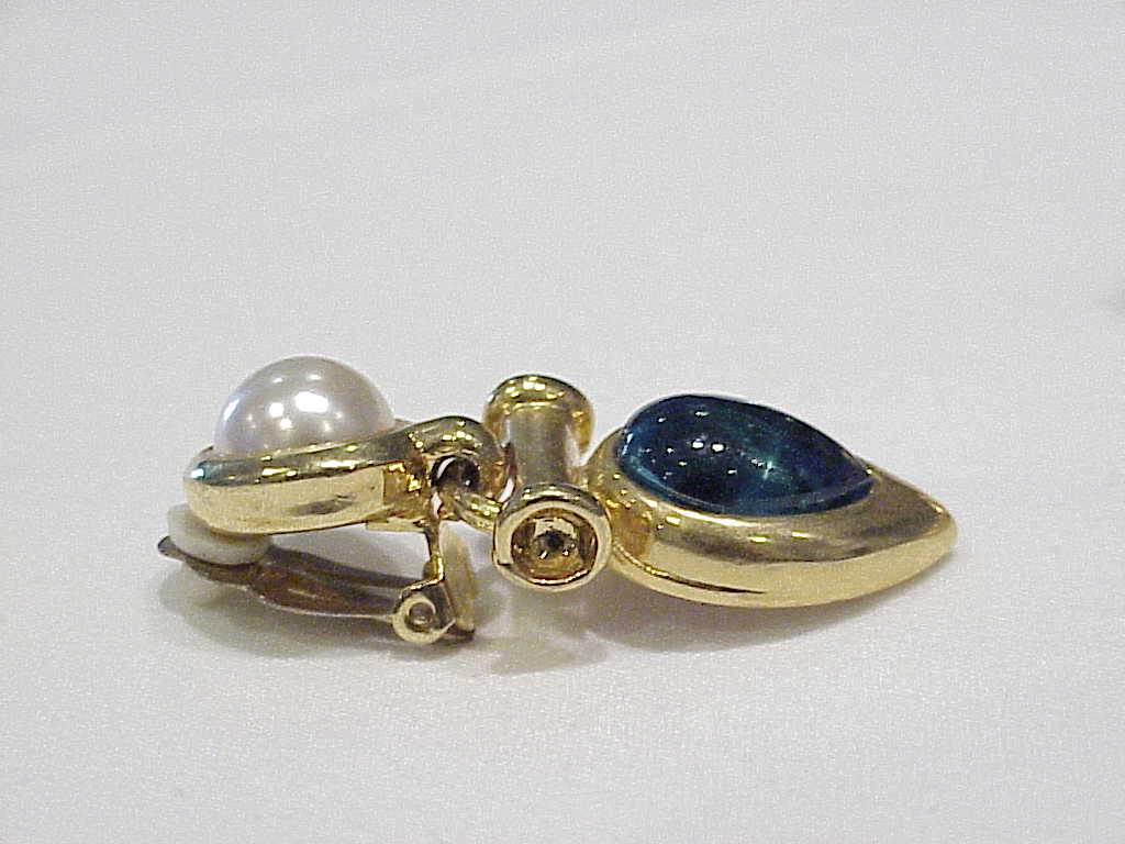 Dangling Blue Green Cabachon And Faux Pearl Clip Earrings