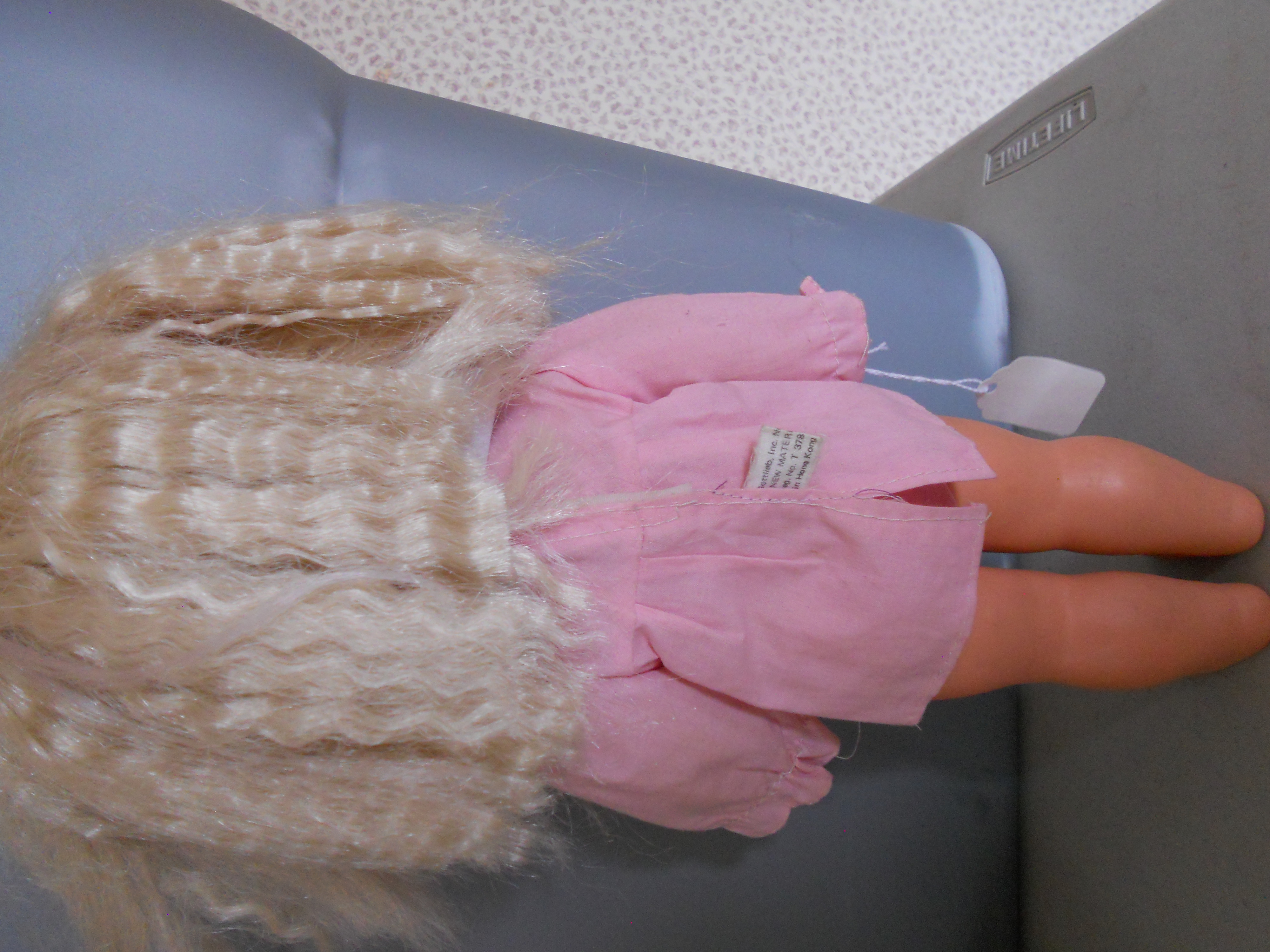 Mattel Doll 1988 Blonde 13 inch