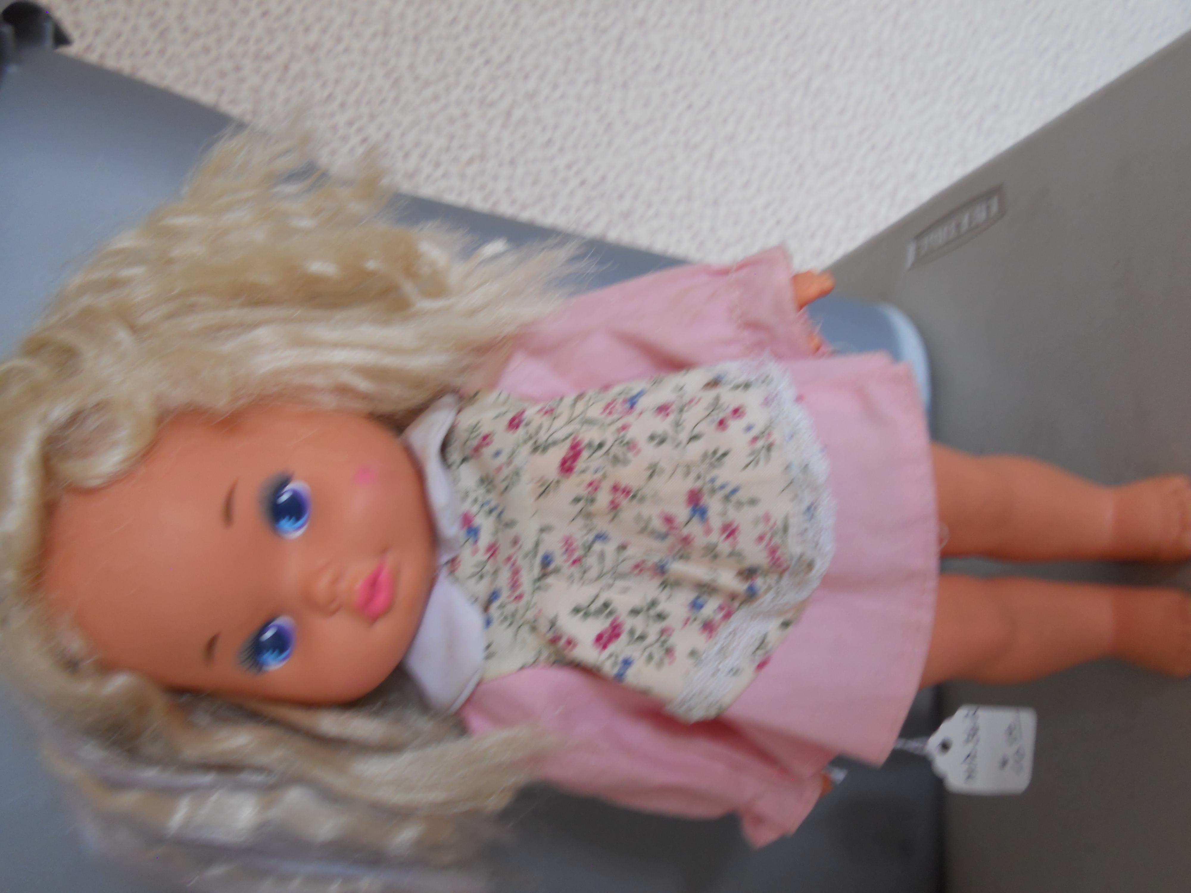 Mattel Doll 1988 Blonde 13 inch