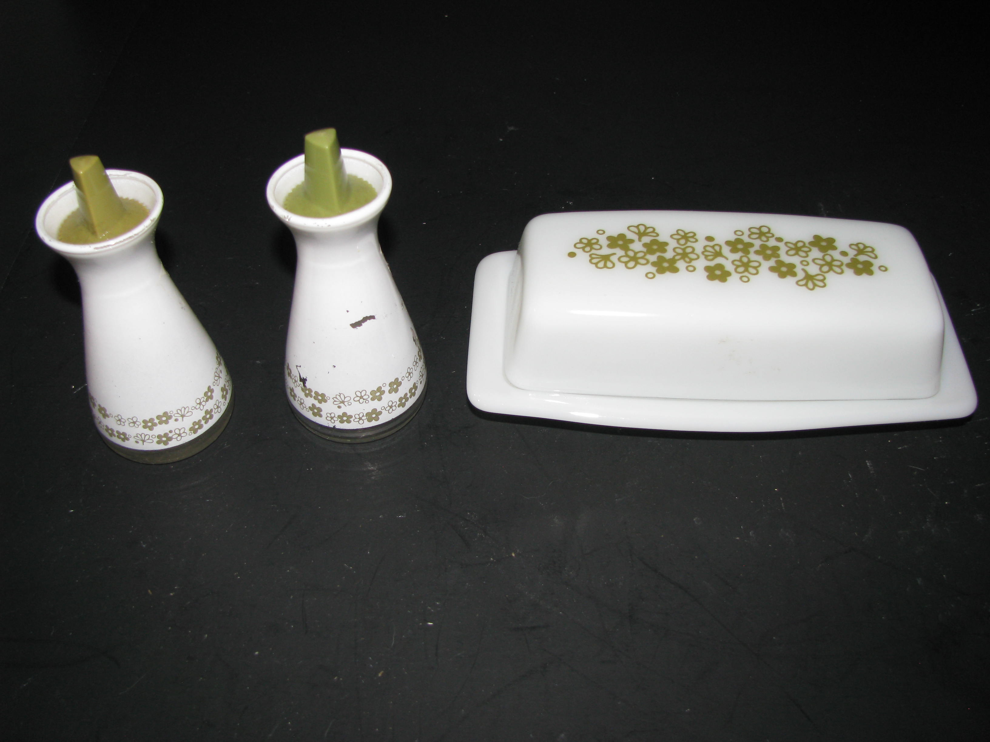 Pyrex Spring Blossom Salt & Pepper Shaker,Butter Dish
