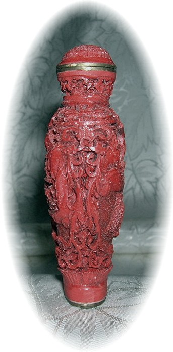 Cinnabar Chinese Snuff Bottle Red