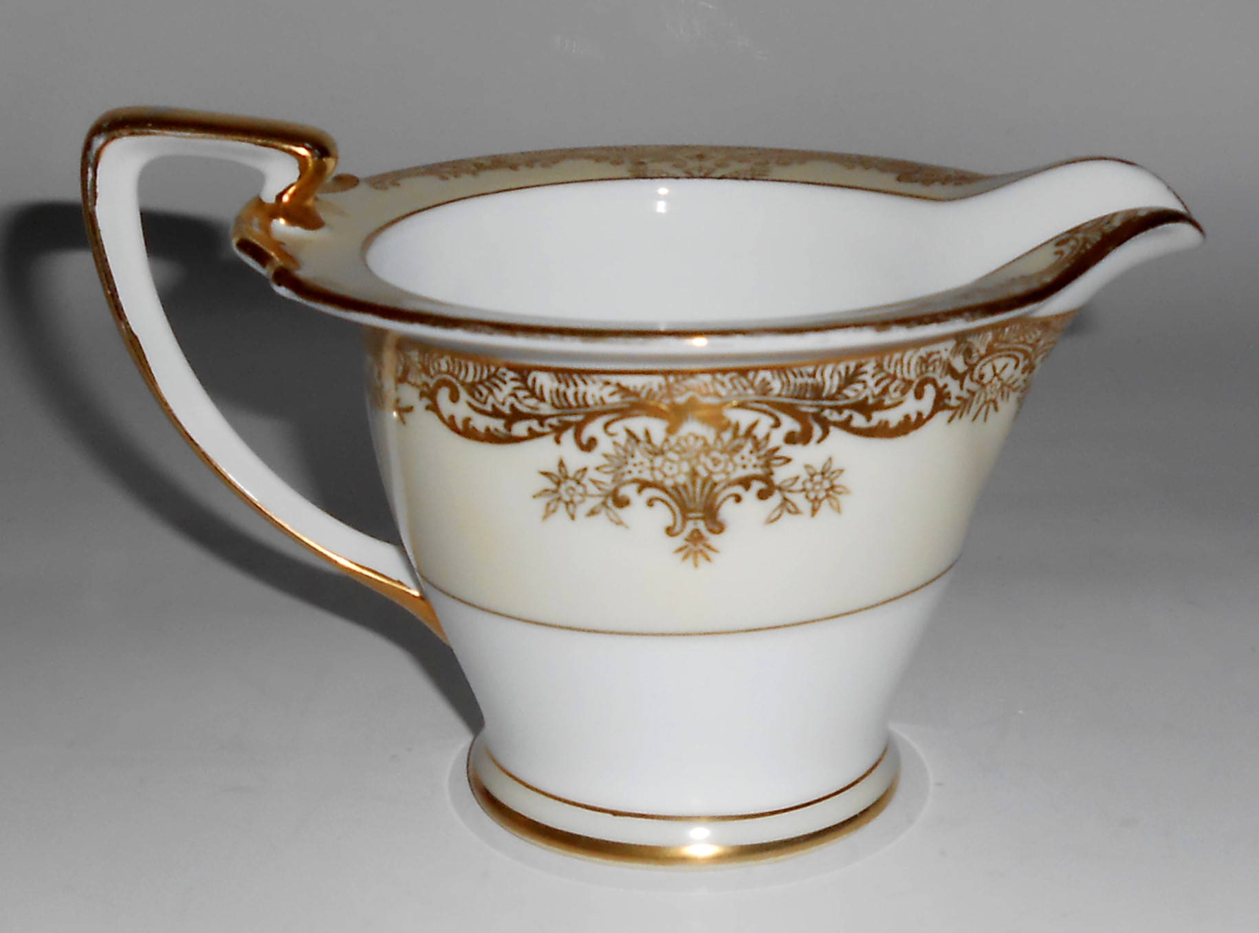 Noritake Porcelain China Grafton W/Gold Creamer Mint
