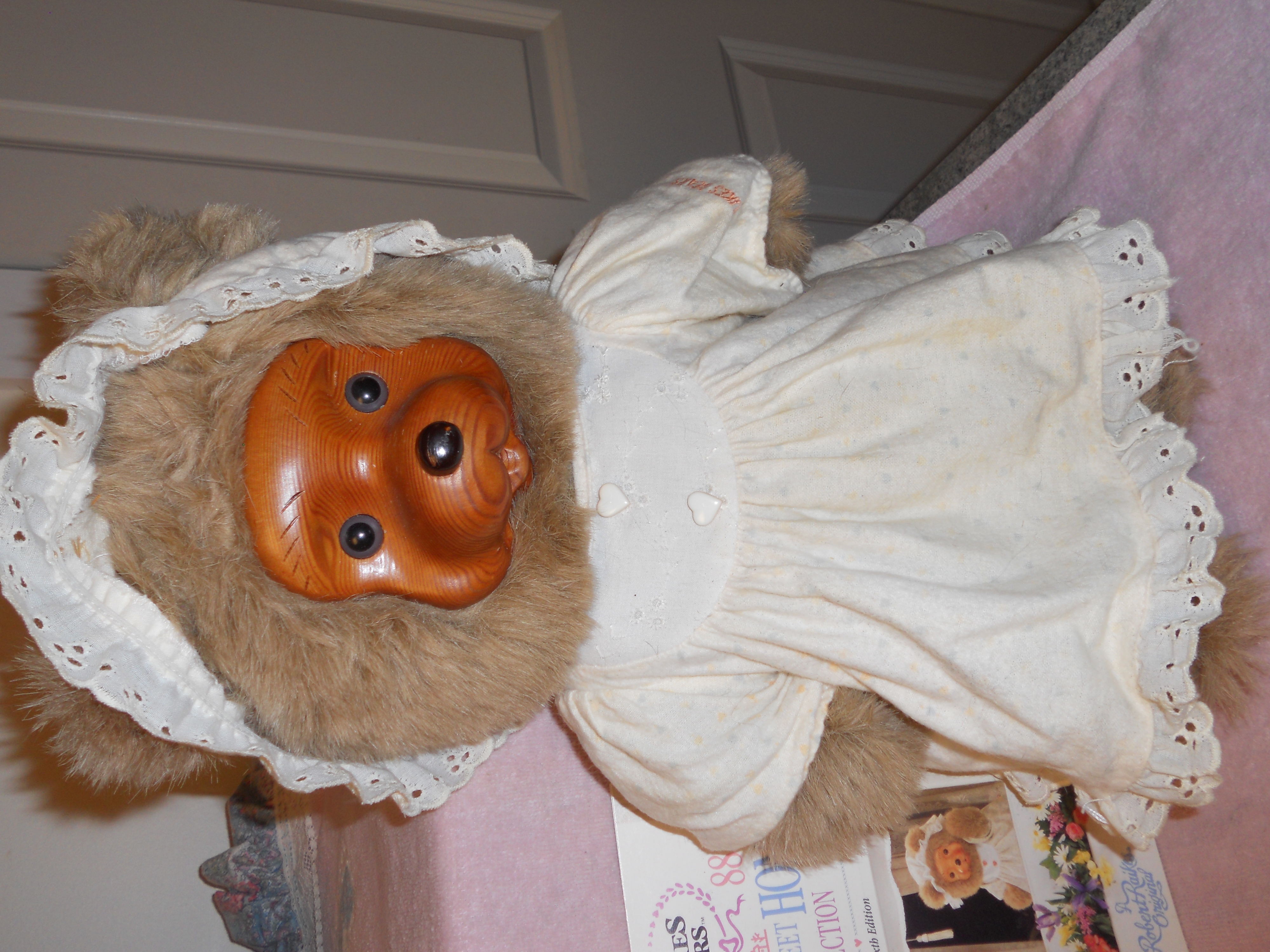 Robert Raikes Bear Jenny W/Booklet