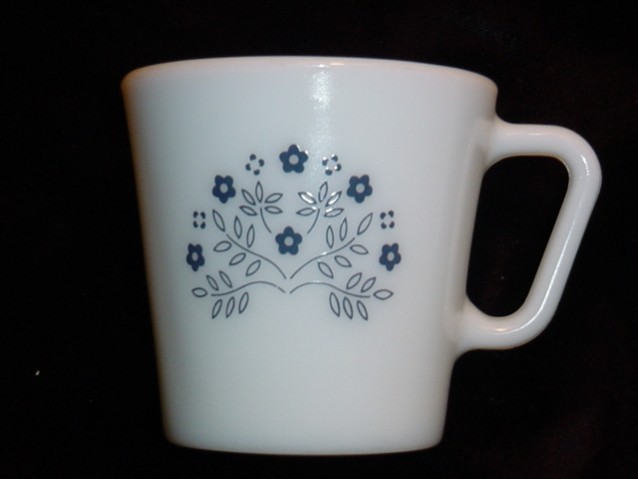 Pyrex Blue Floral Pattern Coffee Mug