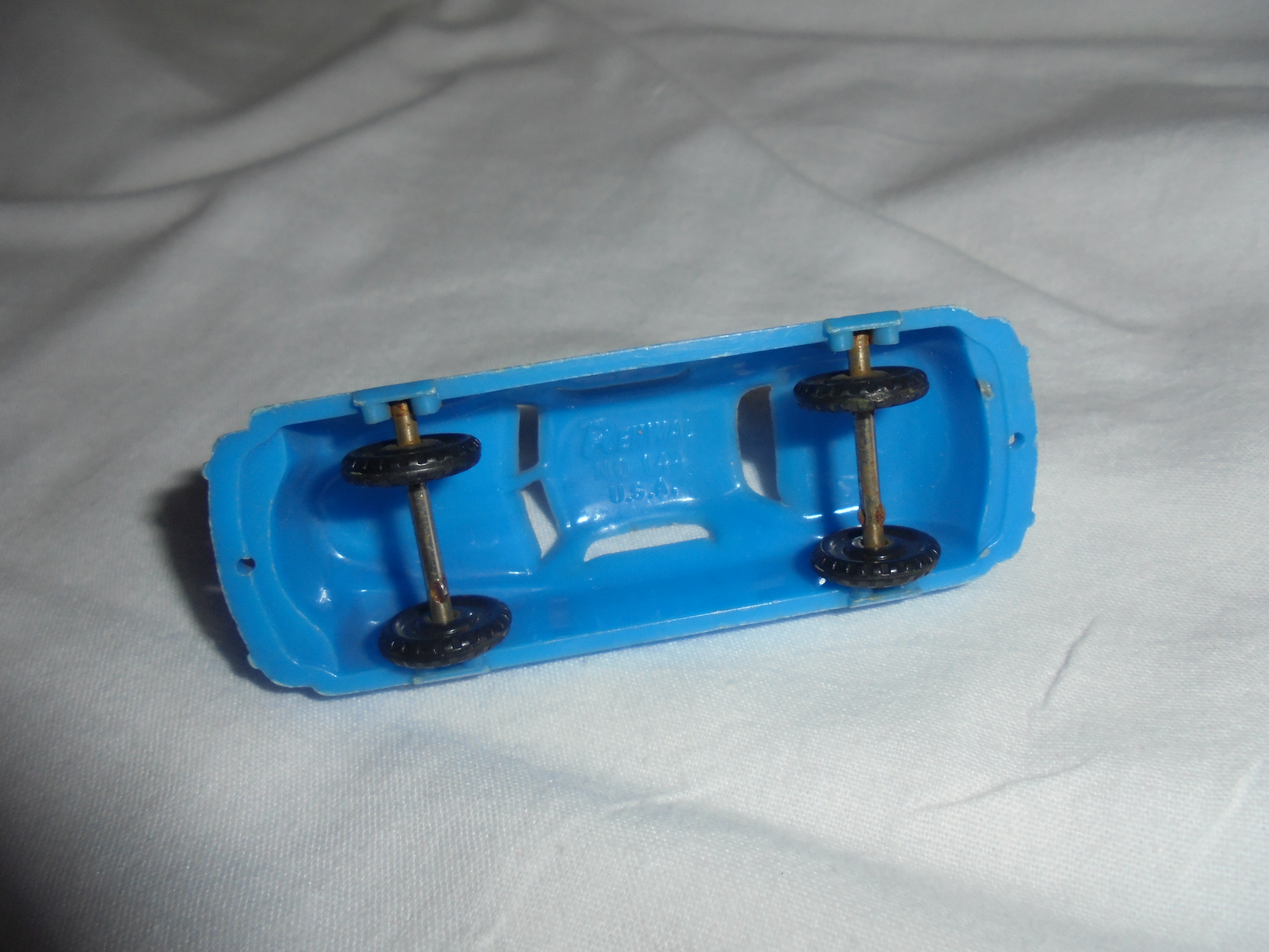 Renwal Dollhouse Car #144