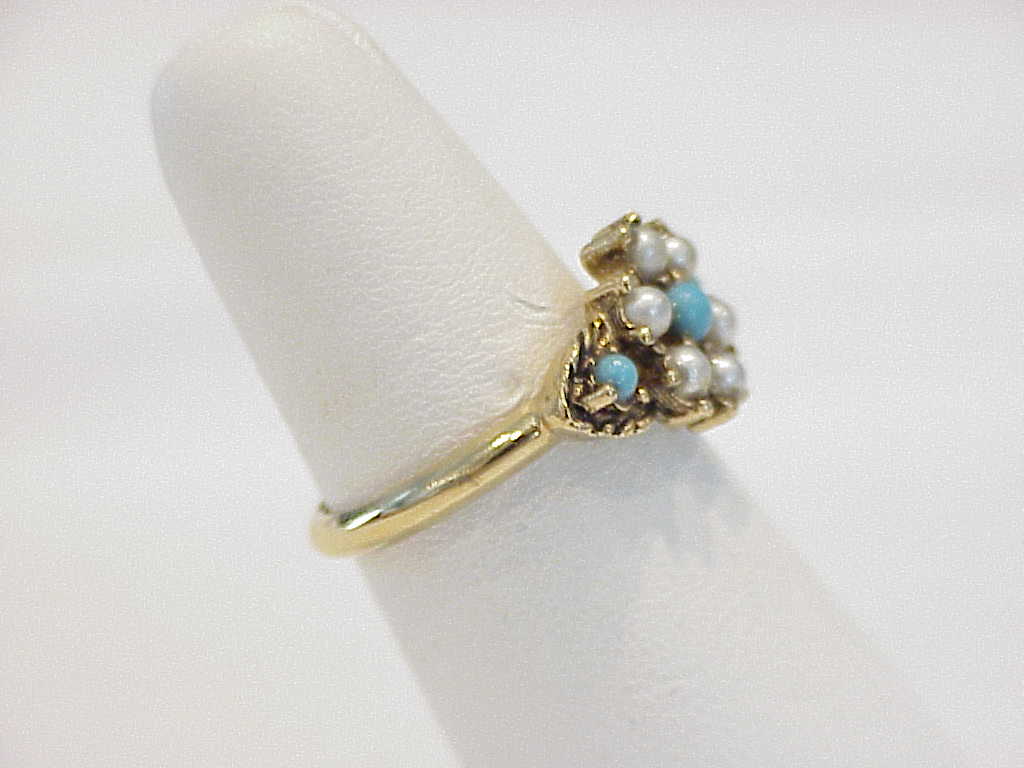 Avon Turquoise Bead And Seed Pearl Ring