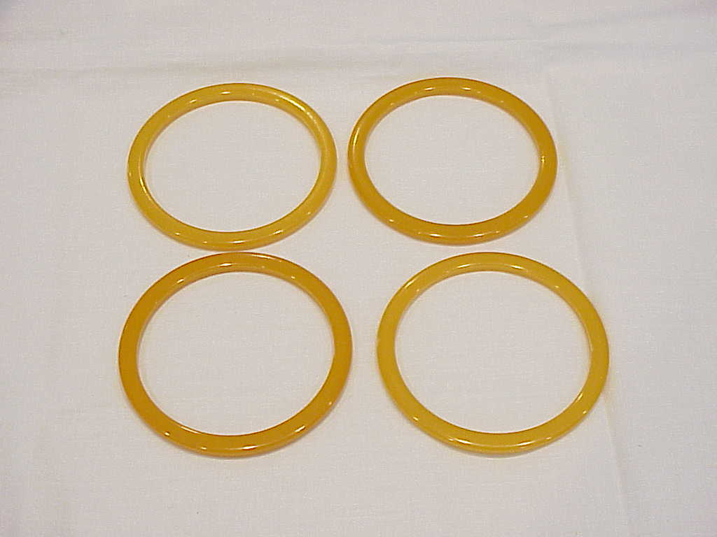 Vintage Pumpkin Or Butterscotch Bakelite Bangle Bracelet Lot