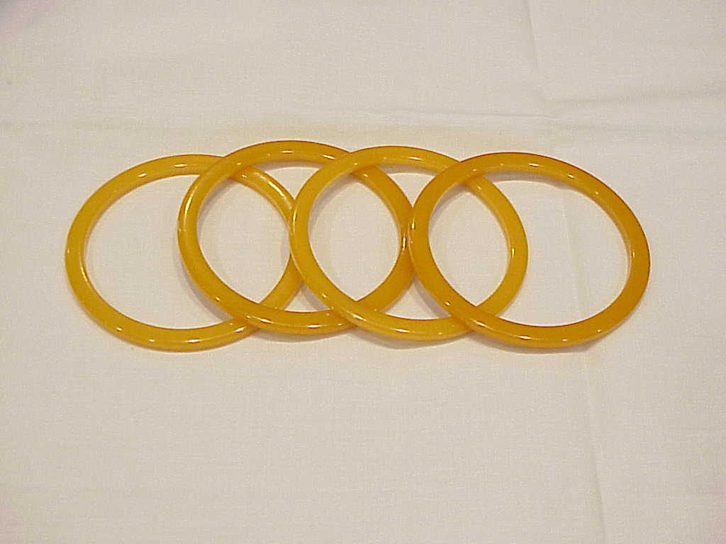 Vintage Pumpkin Or Butterscotch Bakelite Bangle Bracelet Lot