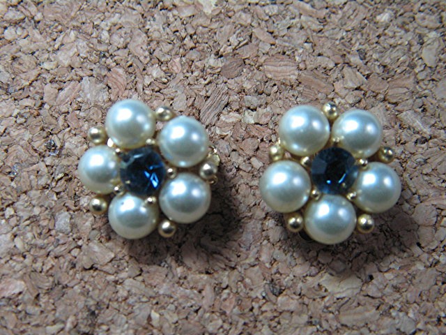 Earrings WEISS Pearl Blue Crystal Goldtone Clip