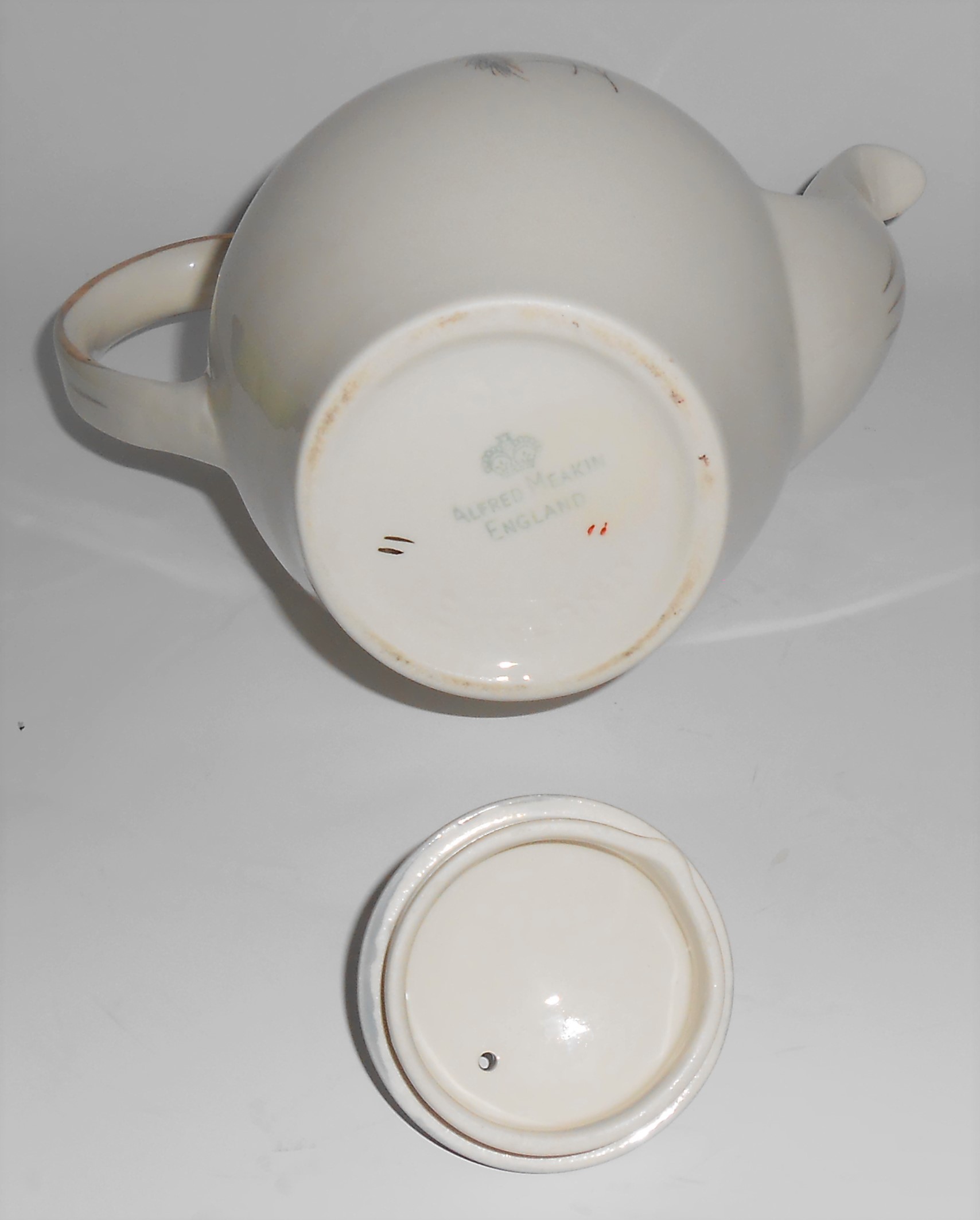 Alfred Meakin China Wheat w/Gold Small Coffee Pot