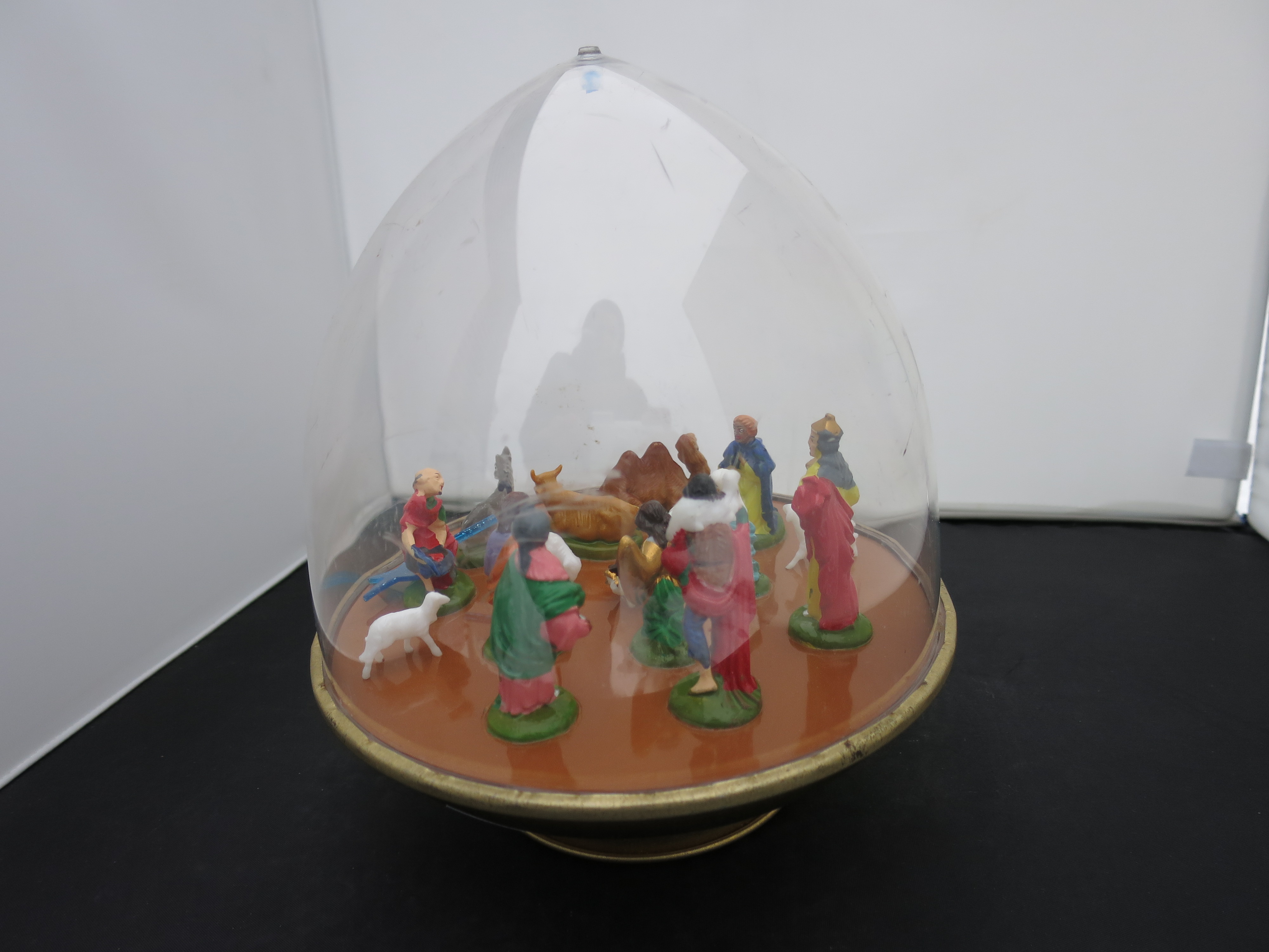 Ohio Art Musical wind up Nativity Rotating Show Dome